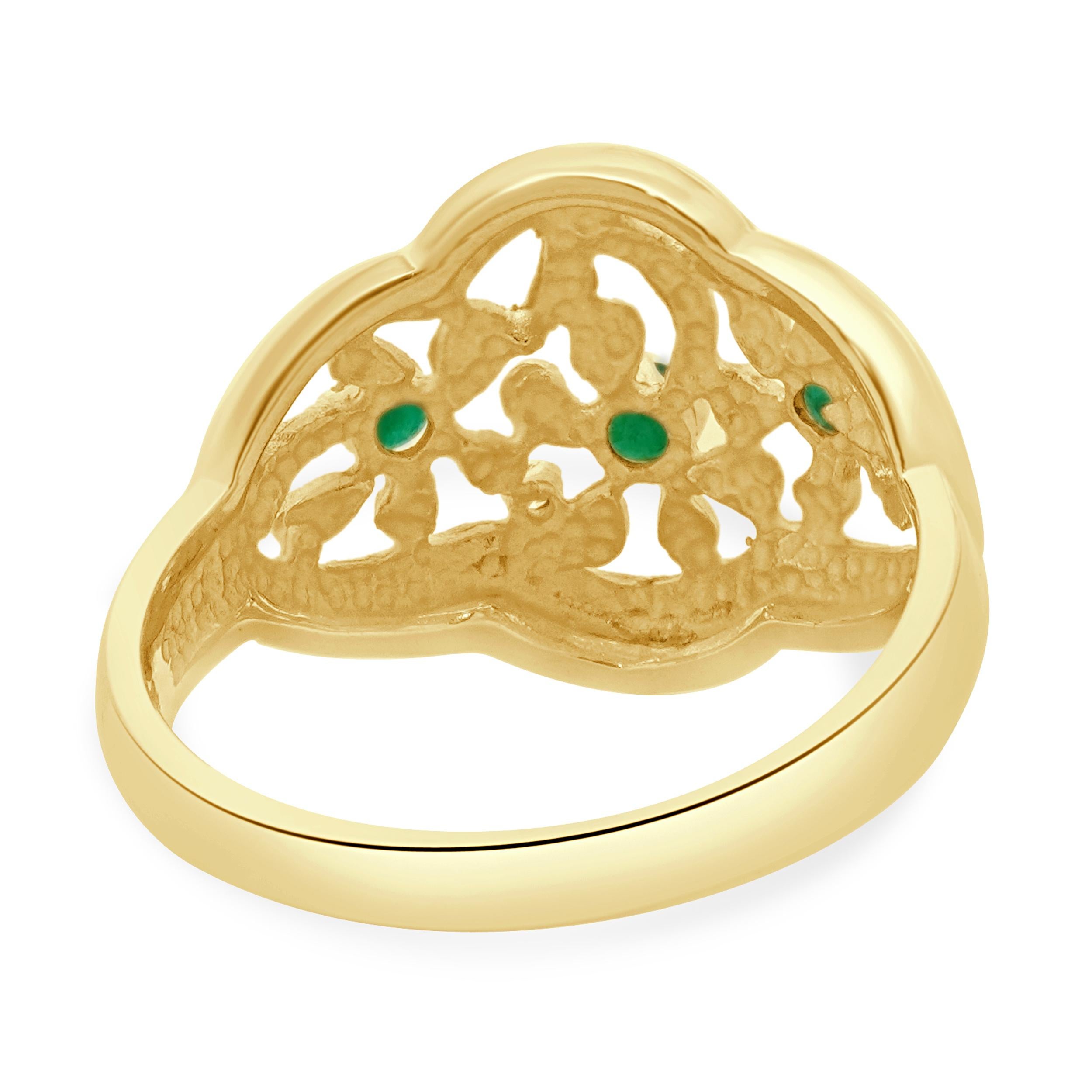 10 Karat Yellow Gold Vintage Emerald and Diamond Floral Cutout Ring In Excellent Condition For Sale In Scottsdale, AZ