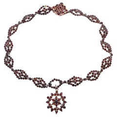 10 Karat Yellow Gold Vintage Garnet Necklace
