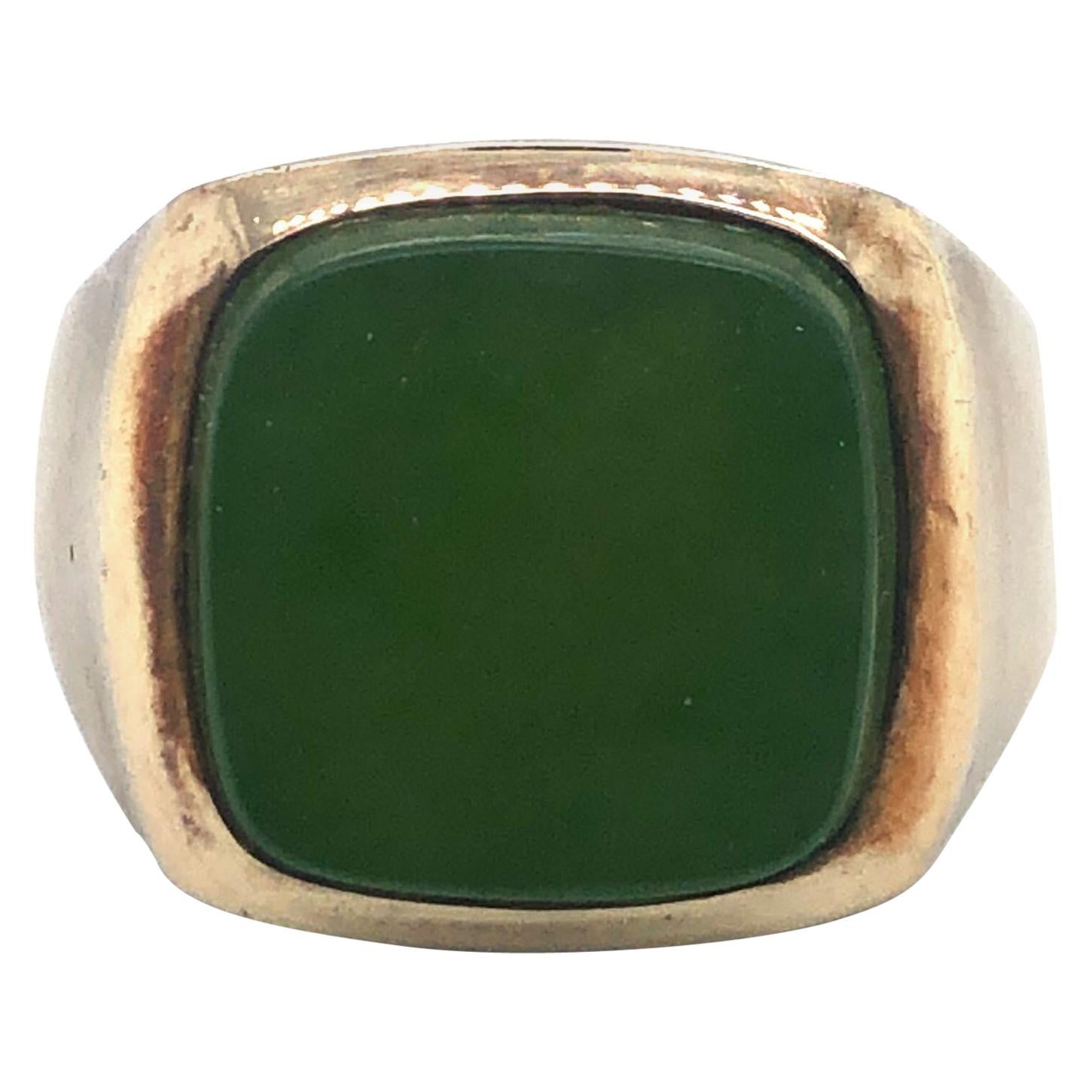 10 Karat Yellow Gold Vintage Nephrite Jade Signet Ring