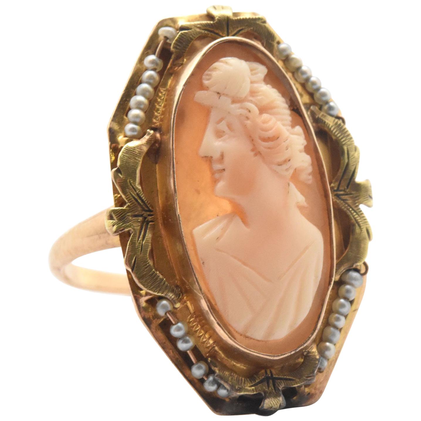 10 Karat Yellow Gold Vintage Shell Cameo Seed Pearl Ring