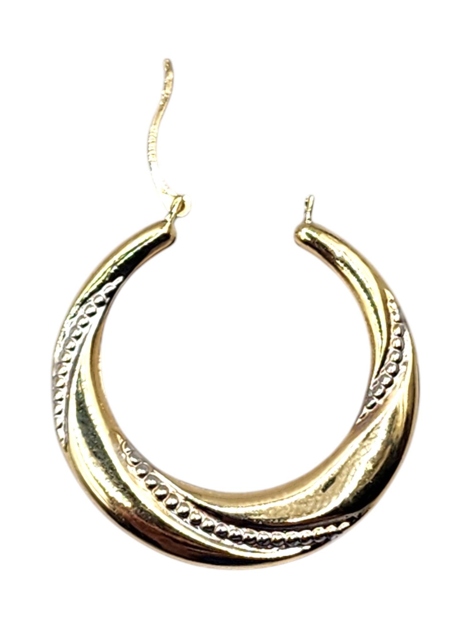 Créoles en or jaune et blanc 10 carats #20445 en vente 1