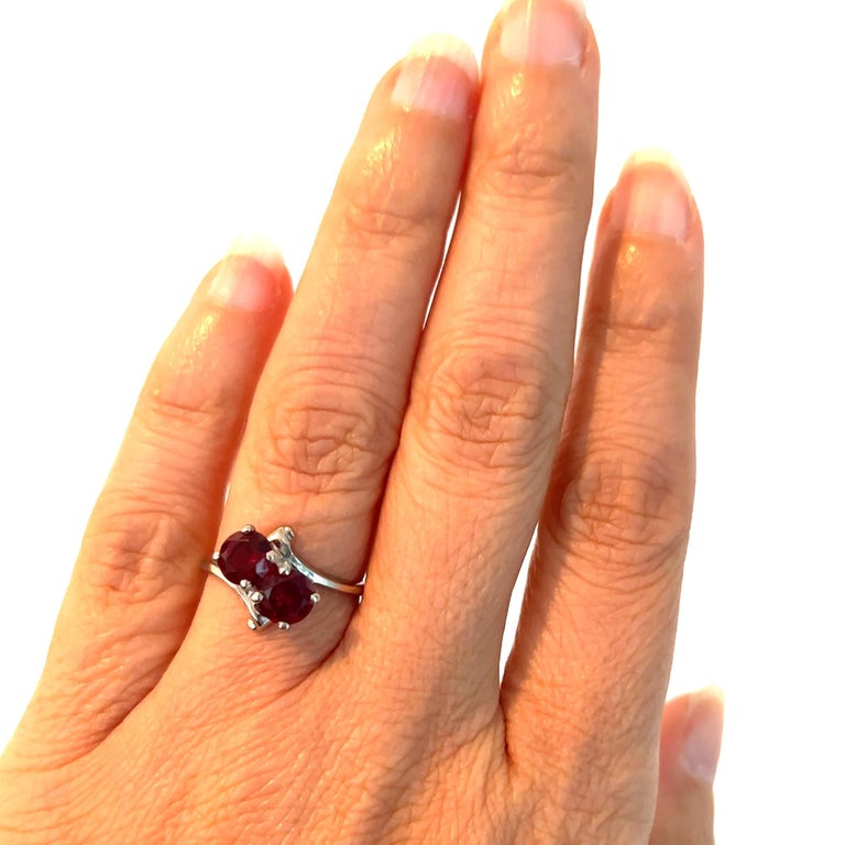 10 kt Double Stone Synthetic Ruby Ring For Sale at 1stDibs
