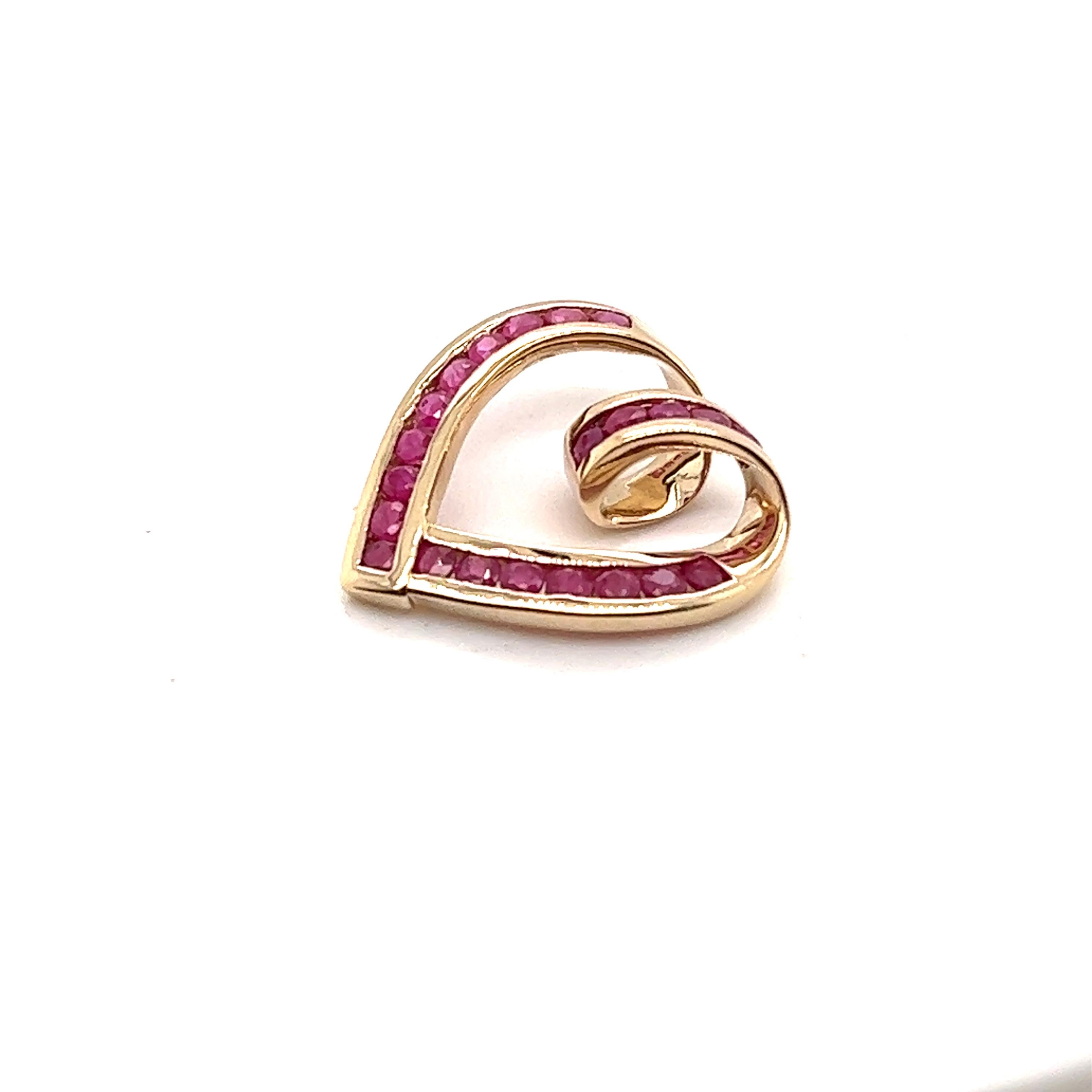 10 Kt Yellow Gold Channel Set Ruby Heart Slide Pendant In Good Condition In Towson, MD
