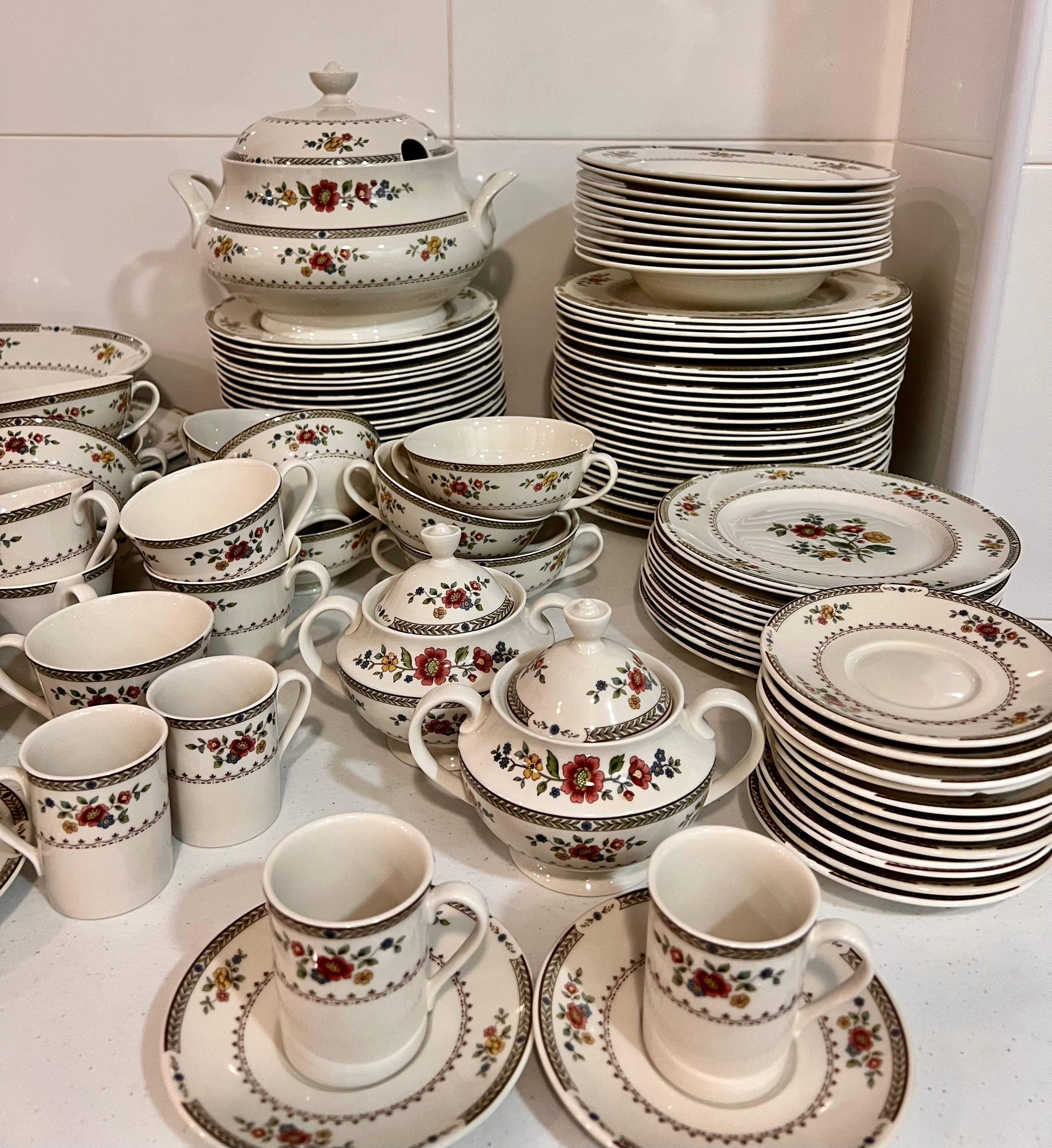 Große Salatbesteckschale aus Veilchenholz von Royal Doulton im Angebot 10