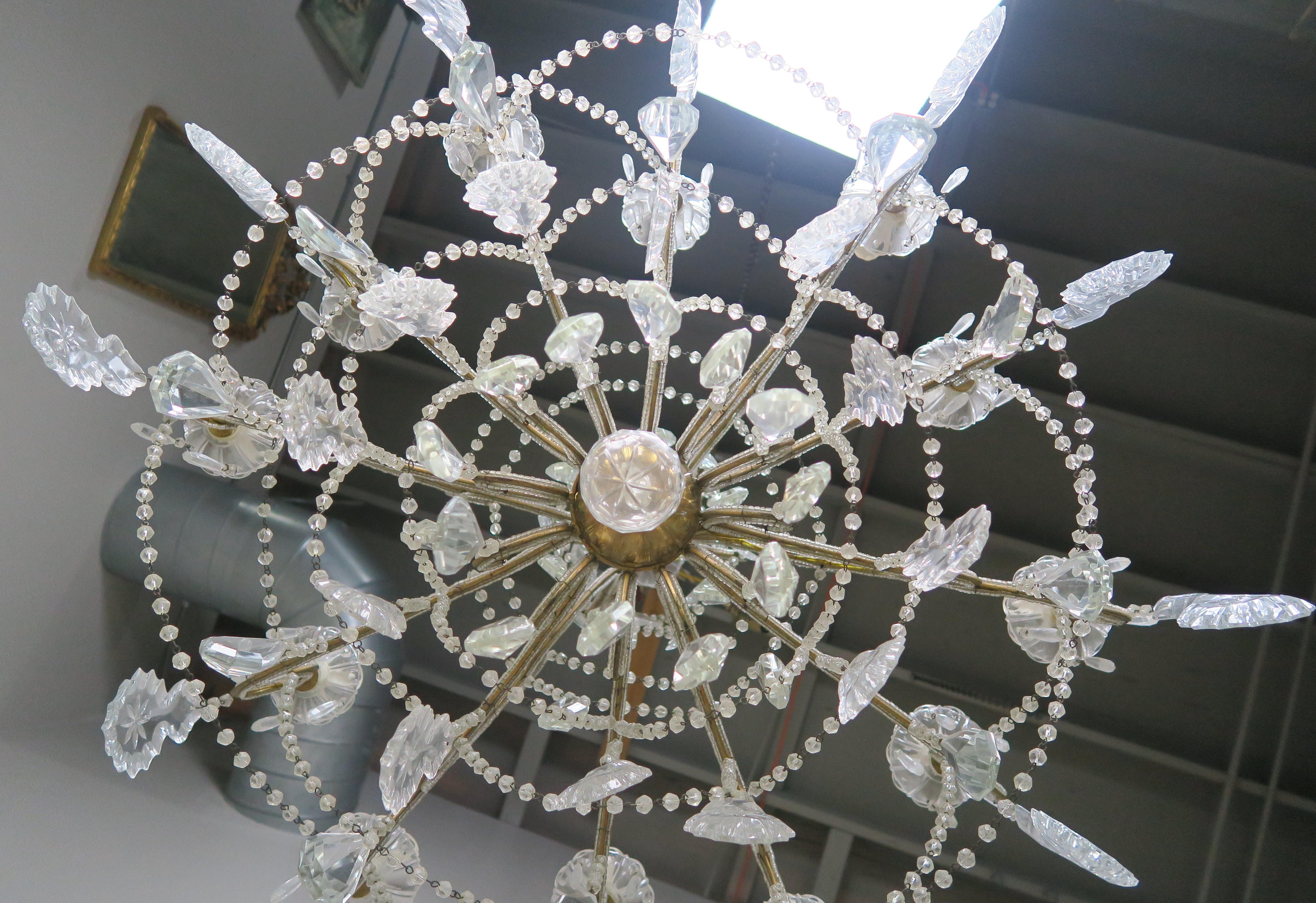 10-Light French Louis XV Style Crystal Beaded Chandelier, circa 1930s For Sale 6