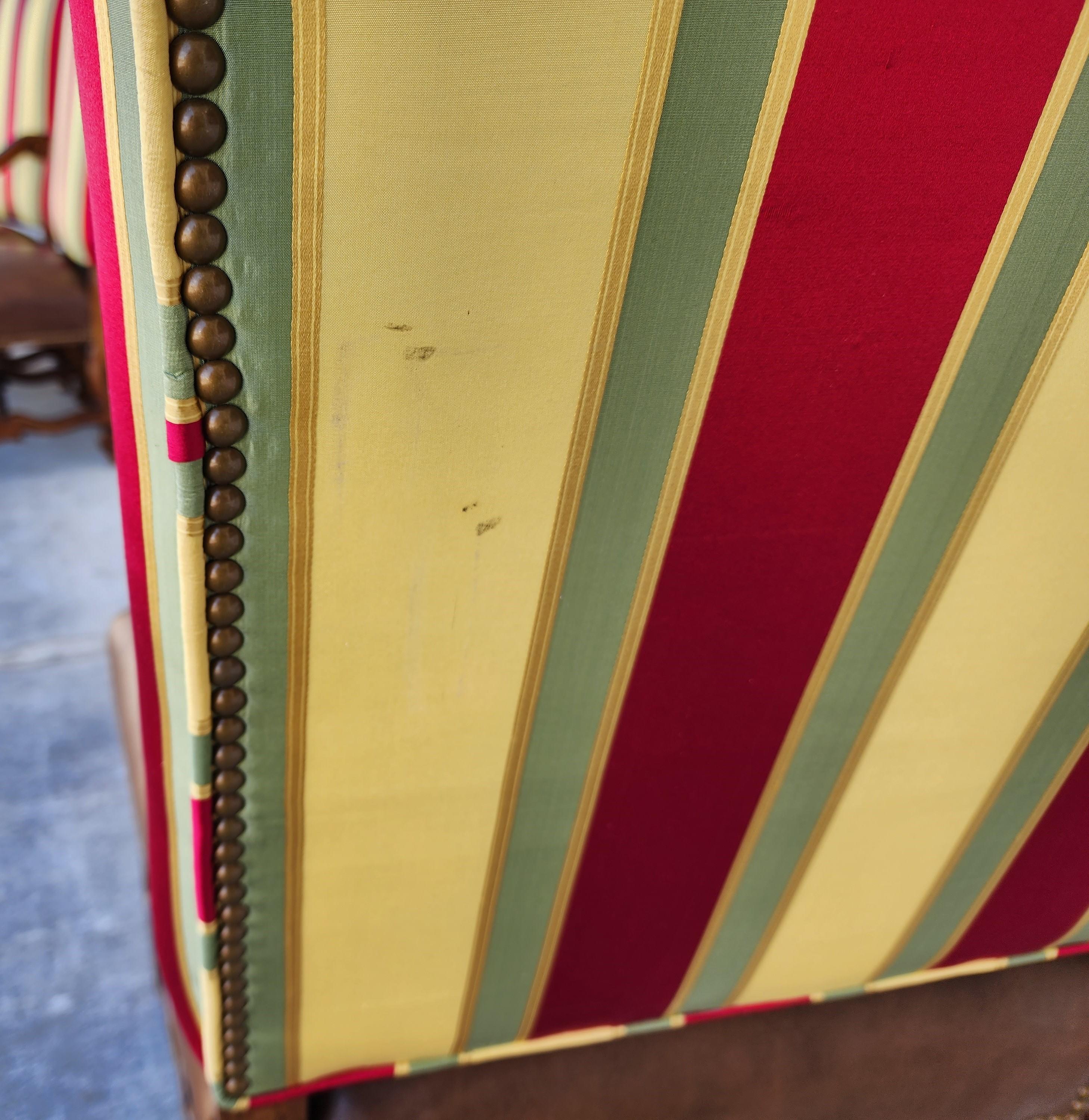 10 chaises de salle à manger Louis XIII en os de mouton par Century Furniture en vente 14
