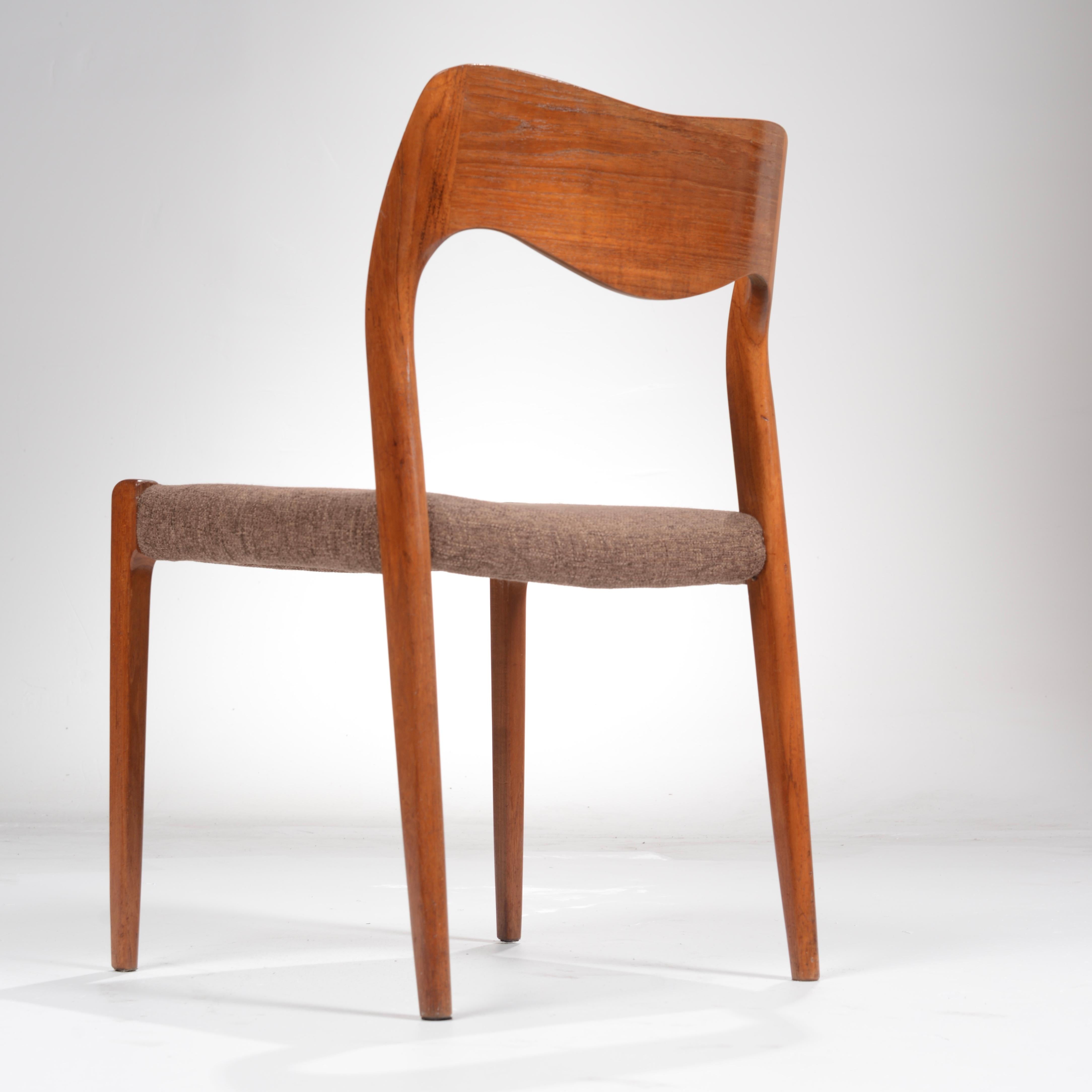 10 chaises de salle à manger Niels O. Møller, modèle 71 de J.L. Møllers Møbelfabrik au Danemark en vente 4