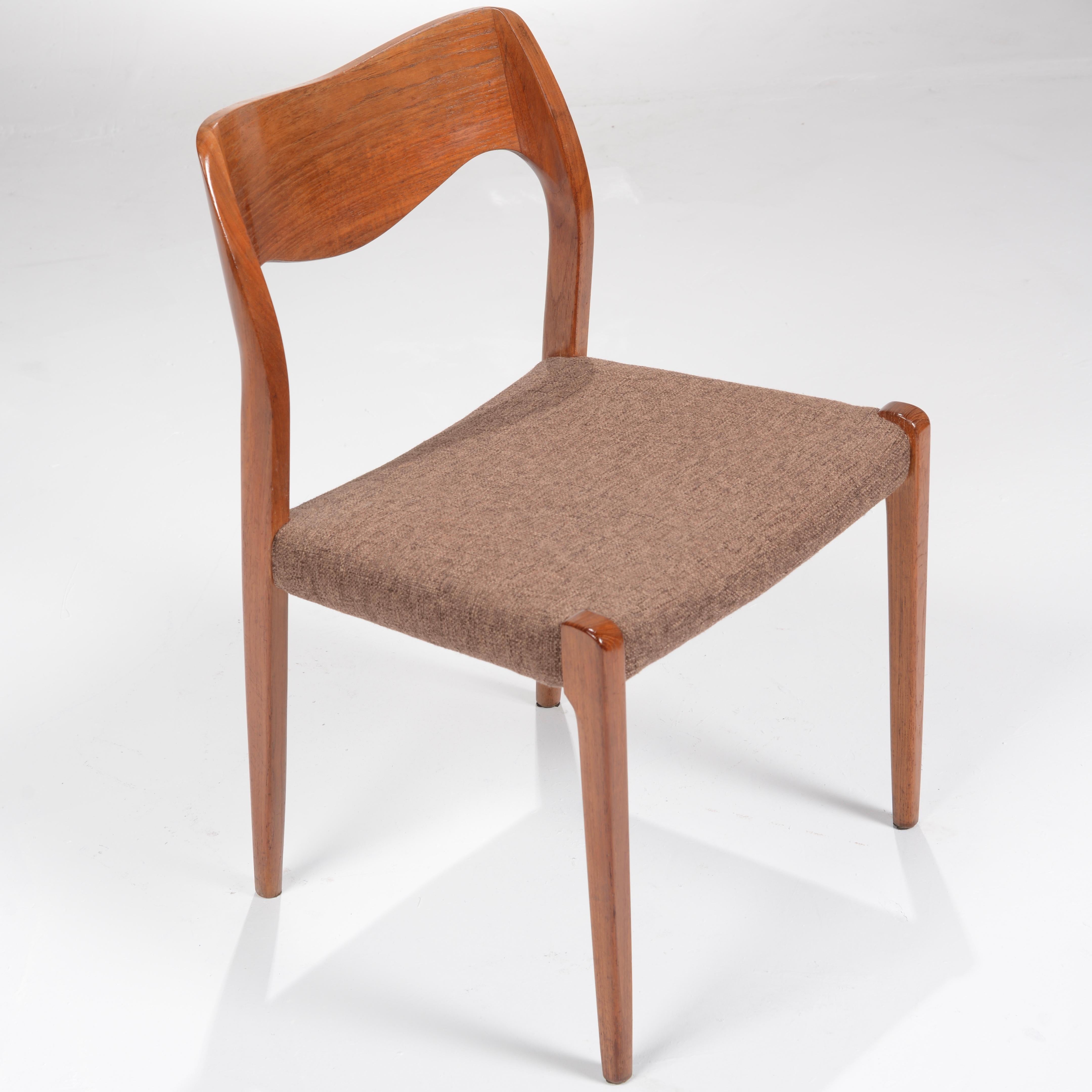 10 chaises de salle à manger Niels O. Møller, modèle 71 de J.L. Møllers Møbelfabrik au Danemark Bon état - En vente à Los Angeles, CA