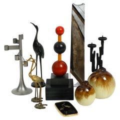 10-Piece Collection of Very High-Quality Decorative Pieces for Tables and Walls