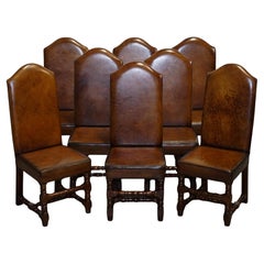 10 chaises de salle à manger écossaises récupérées, teintes à la main, en cuir marron clouté