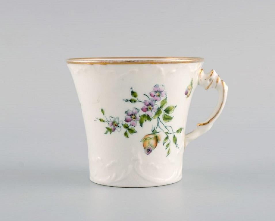 Suédois 10 tasses à café Rörstrand avec soucoupes en porcelaine peinte à la main. en vente