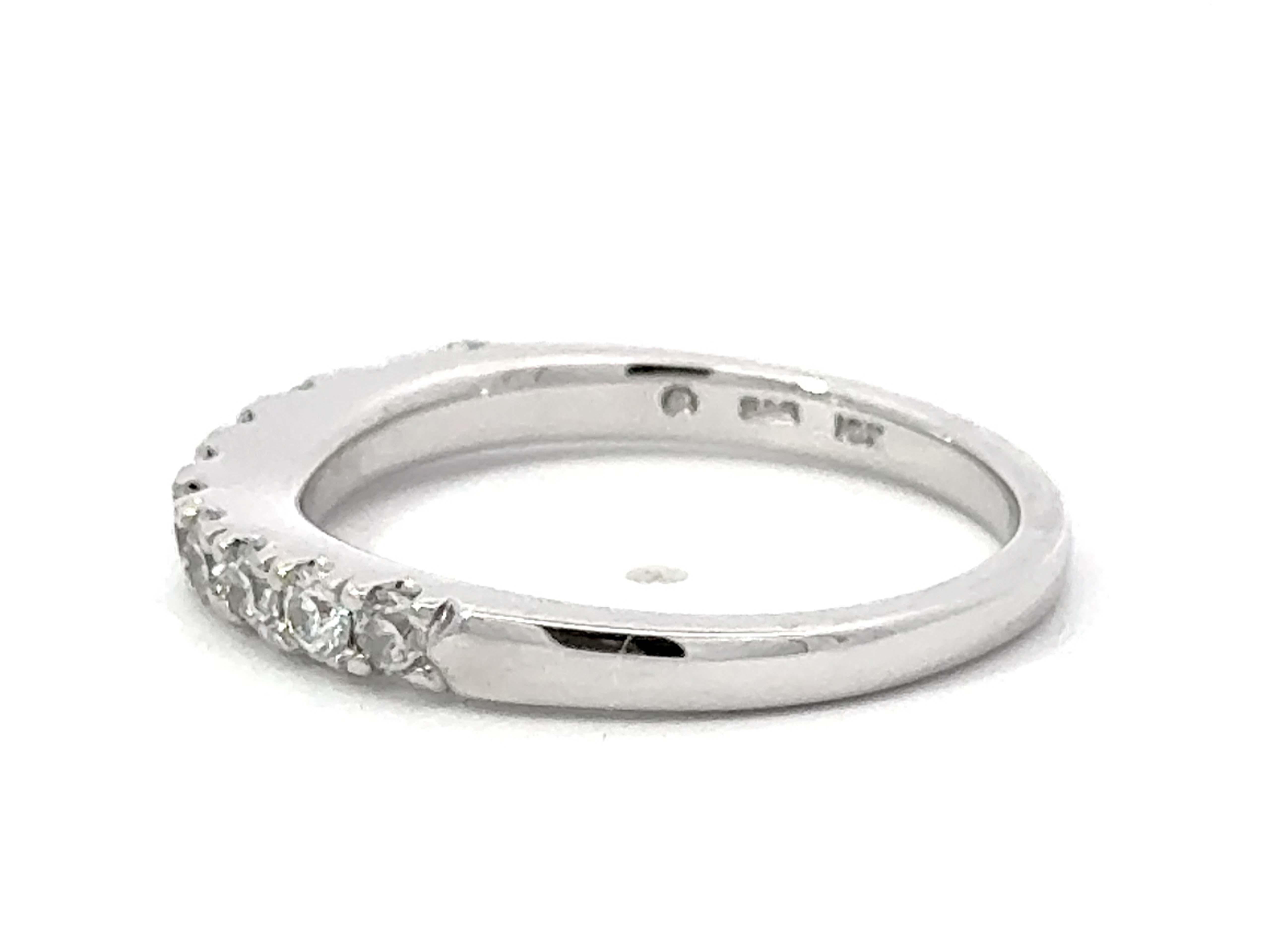 Women's or Men's 10 Round Celebrity Faceted Diamond Contour Band Ring 18k White Gold For Sale