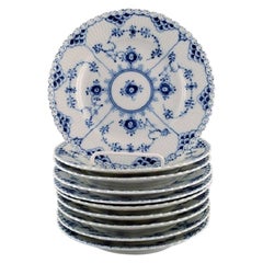 10 Royal Copenhagen Blaue geriffelte Vollspitze-Teller aus Porzellan
