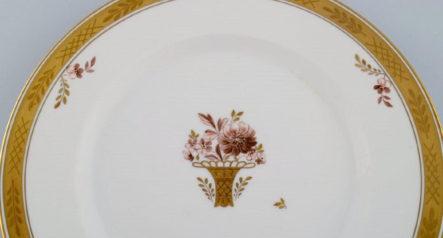 royal copenhagen porcelain plates