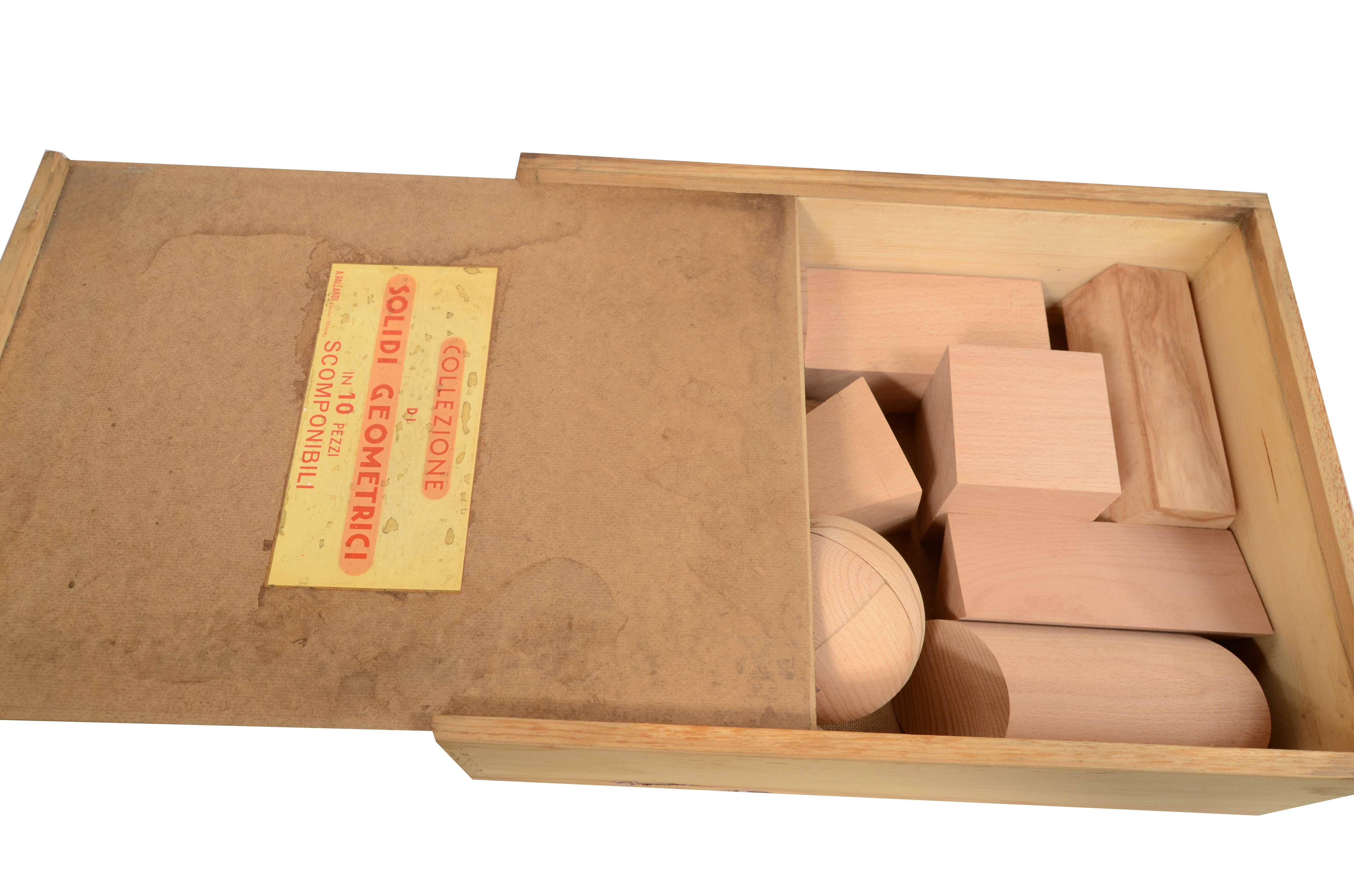 10 demountable geometric solids in oak height 7.9 inch 1960 Vallardi Milan  For Sale 9