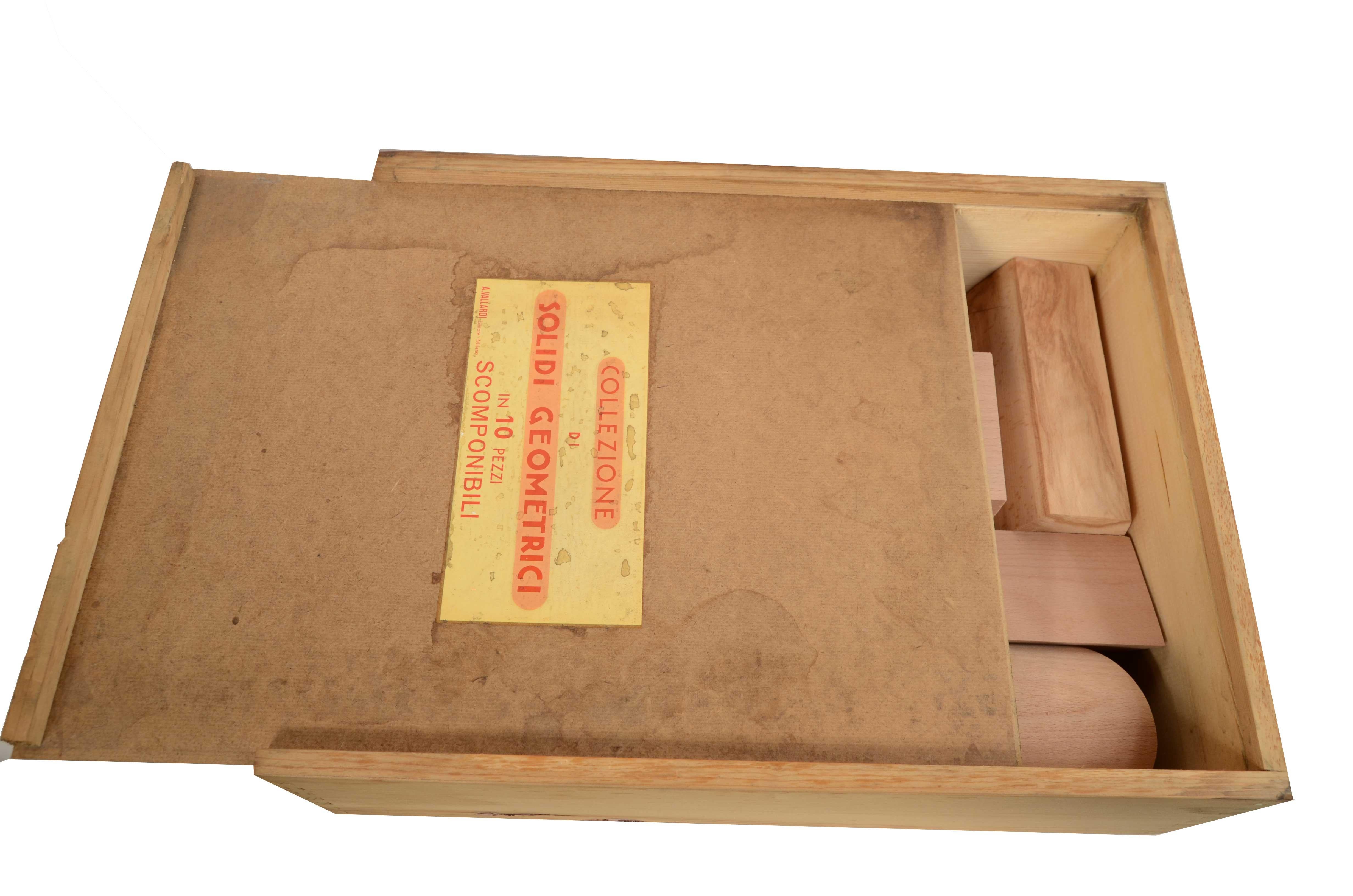 10 solides géométriques démontables en chêne hauteur 7.9 inch 1960 Vallardi Milano en vente 10