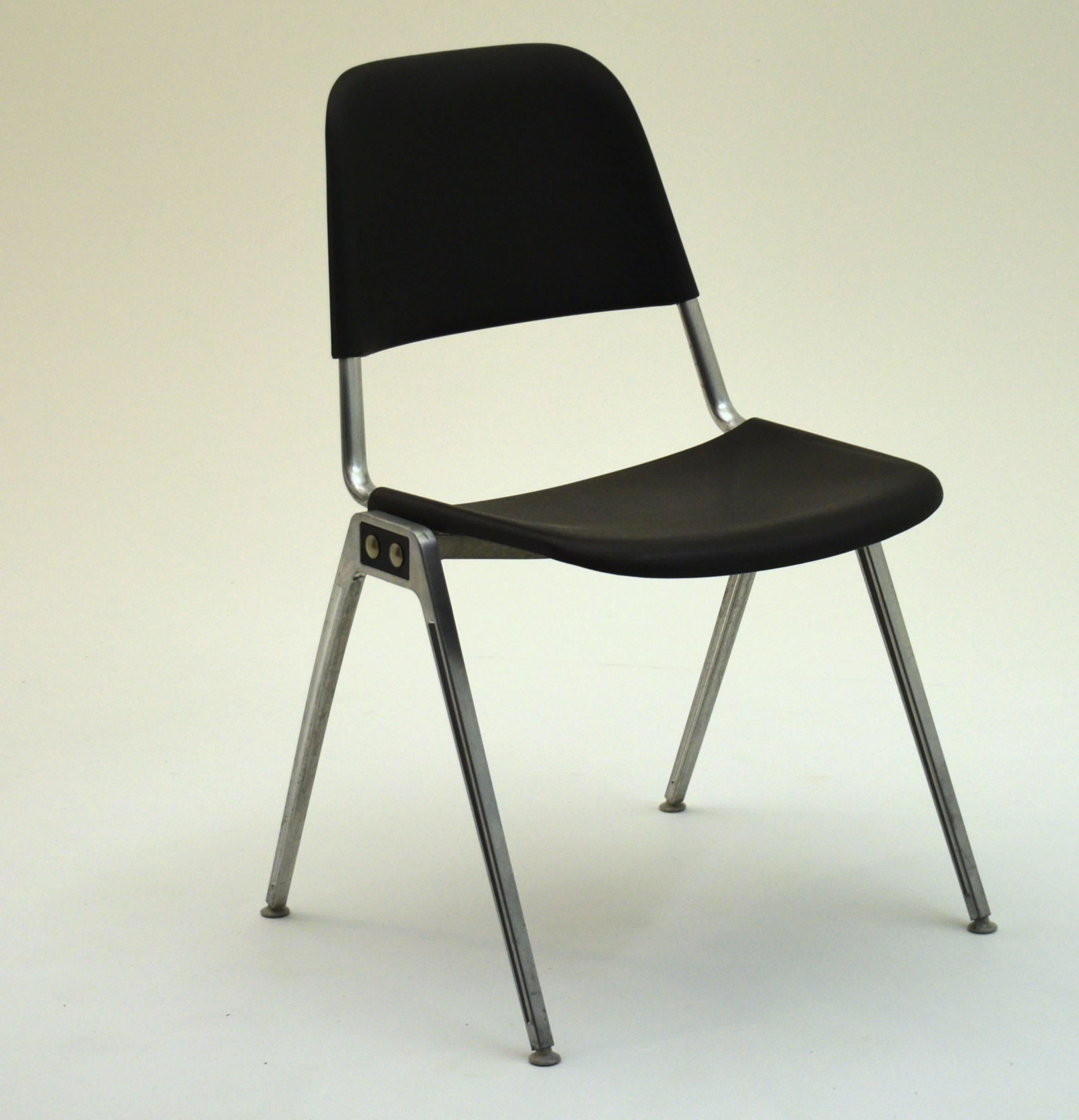 Mid-Century Modern 10 Stacking Chairs by Don Albinson for Knoll International