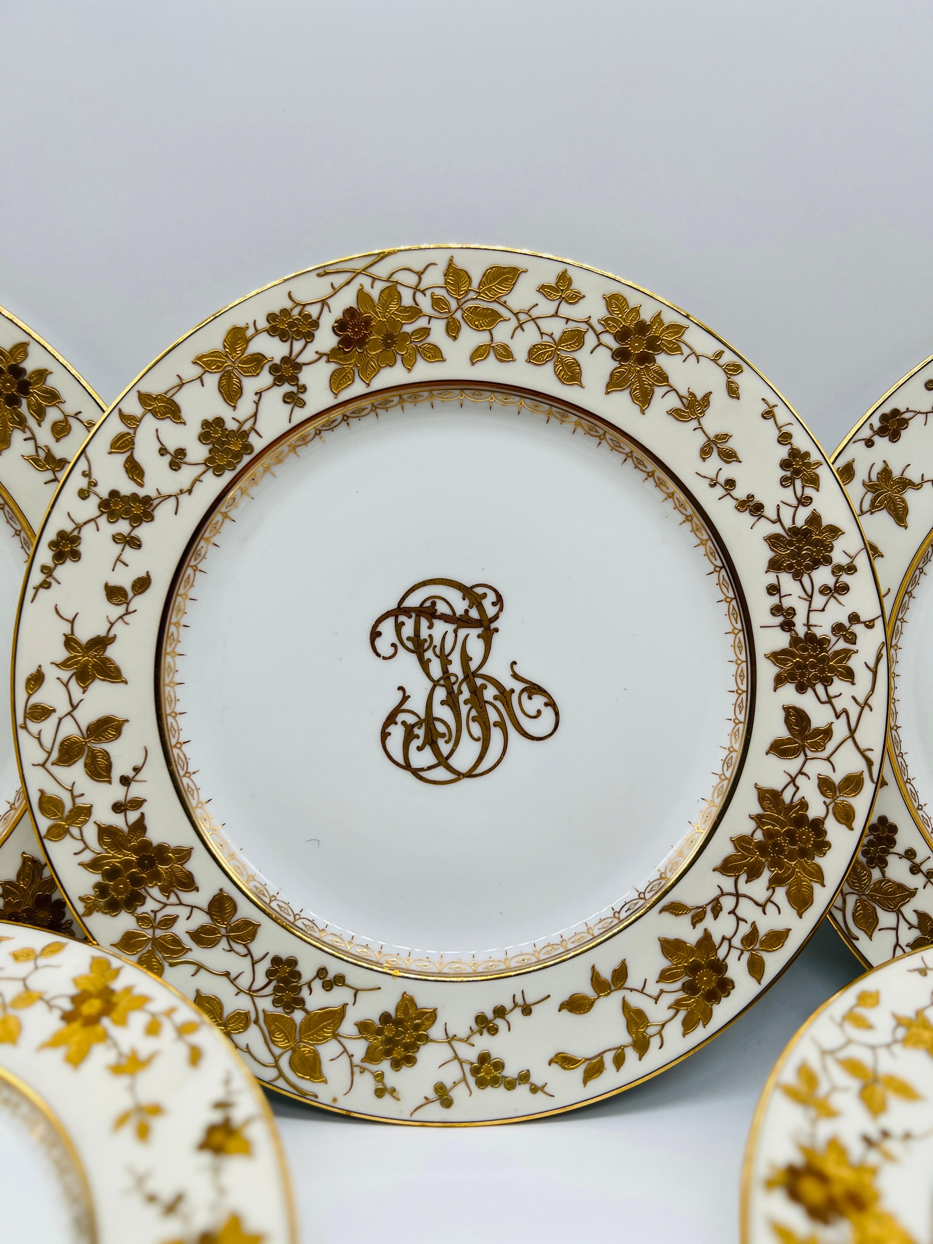(10) Ten Fischer & Mieg Pirkenhammer Gilt Vine Encrusted Porcelain Dinner Plates For Sale 1