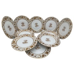 (10) Dix assiettes à dîner en porcelaine Fischer & Mieg Pirkenhammer incrustée de vigne dorée
