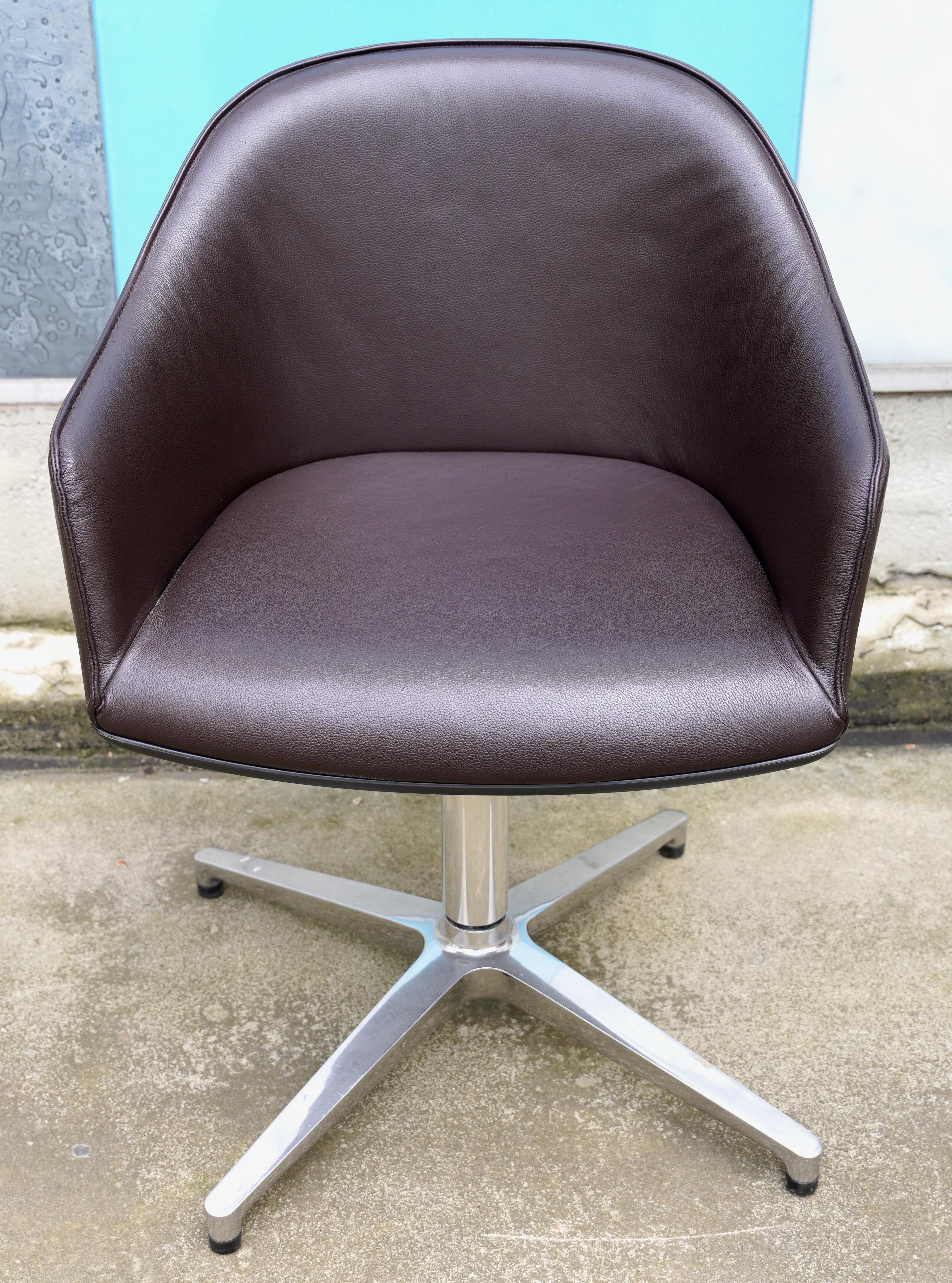 Bauhaus 10 Sedie Softshell di Vitra di Ronan and Erwan Bouroullec in pelle marrone e castagno in vendita