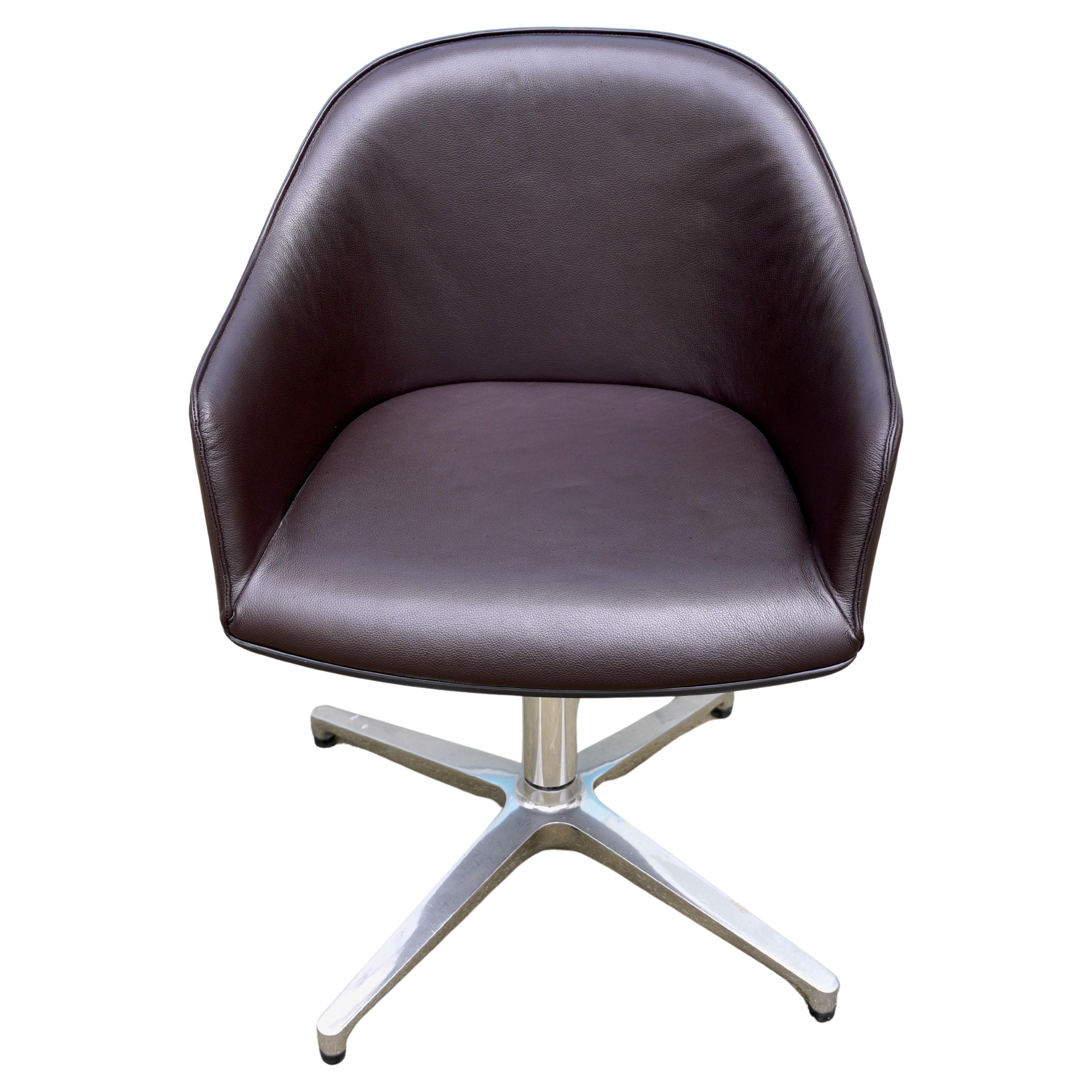10 Sedie Softshell di Vitra di Ronan and Erwan Bouroullec in pelle marrone e castagno