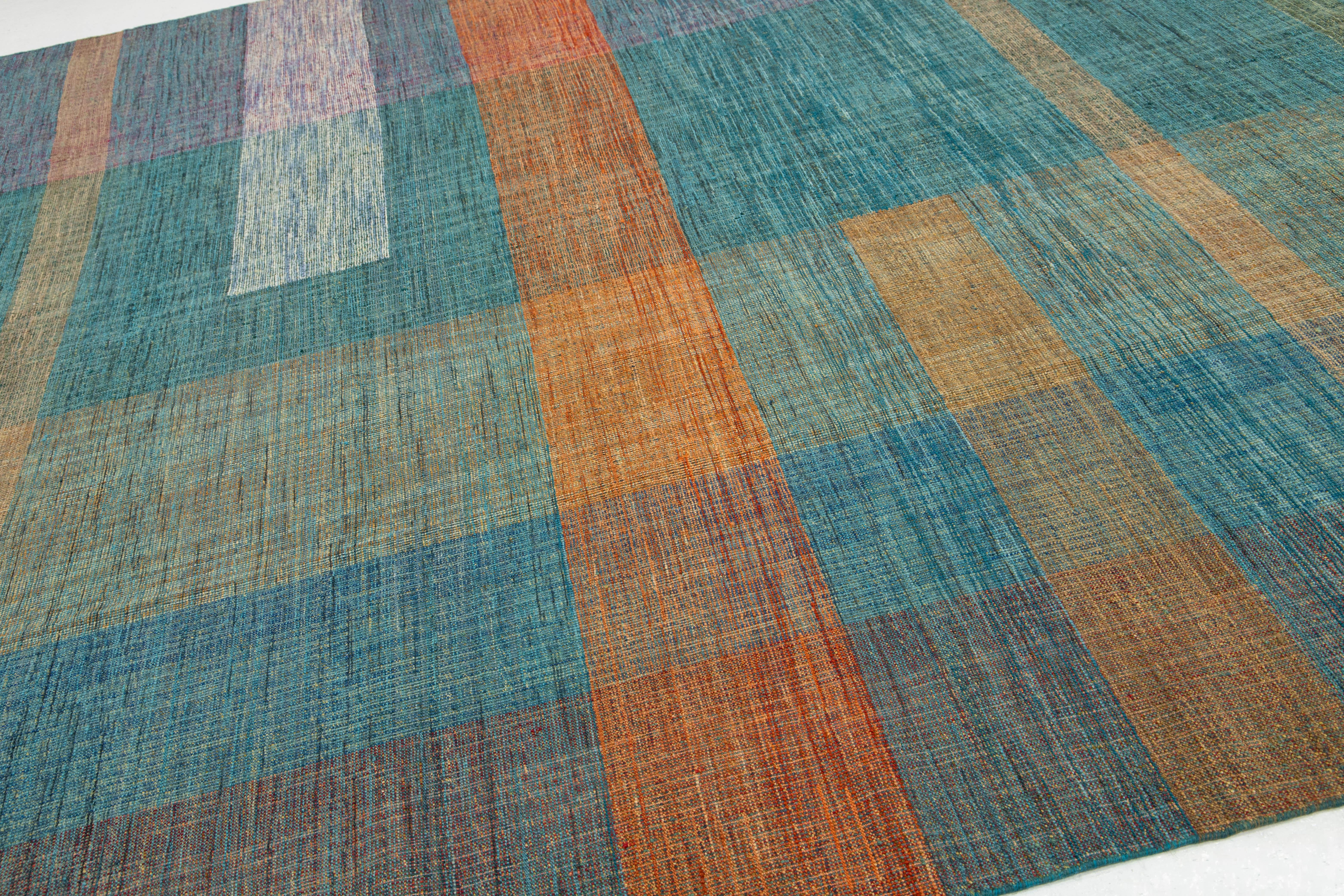 10 x 13 Contemporary Kilim Flatweave Teal Wool rug With Geometric Design For Sale 3