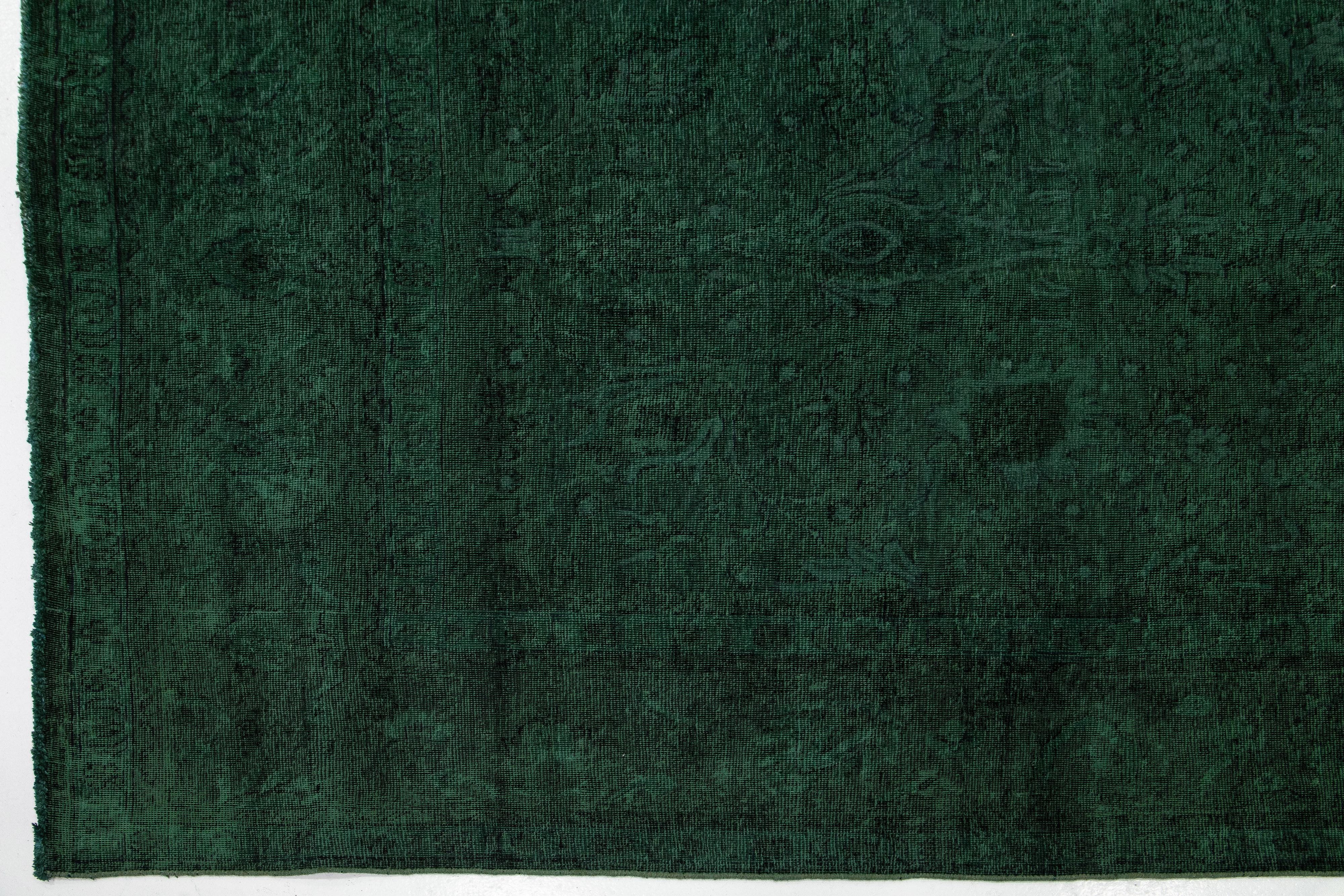 Lana 10 x 13 Tappeto in lana persiana tinta di verde con disegni floreali in vendita