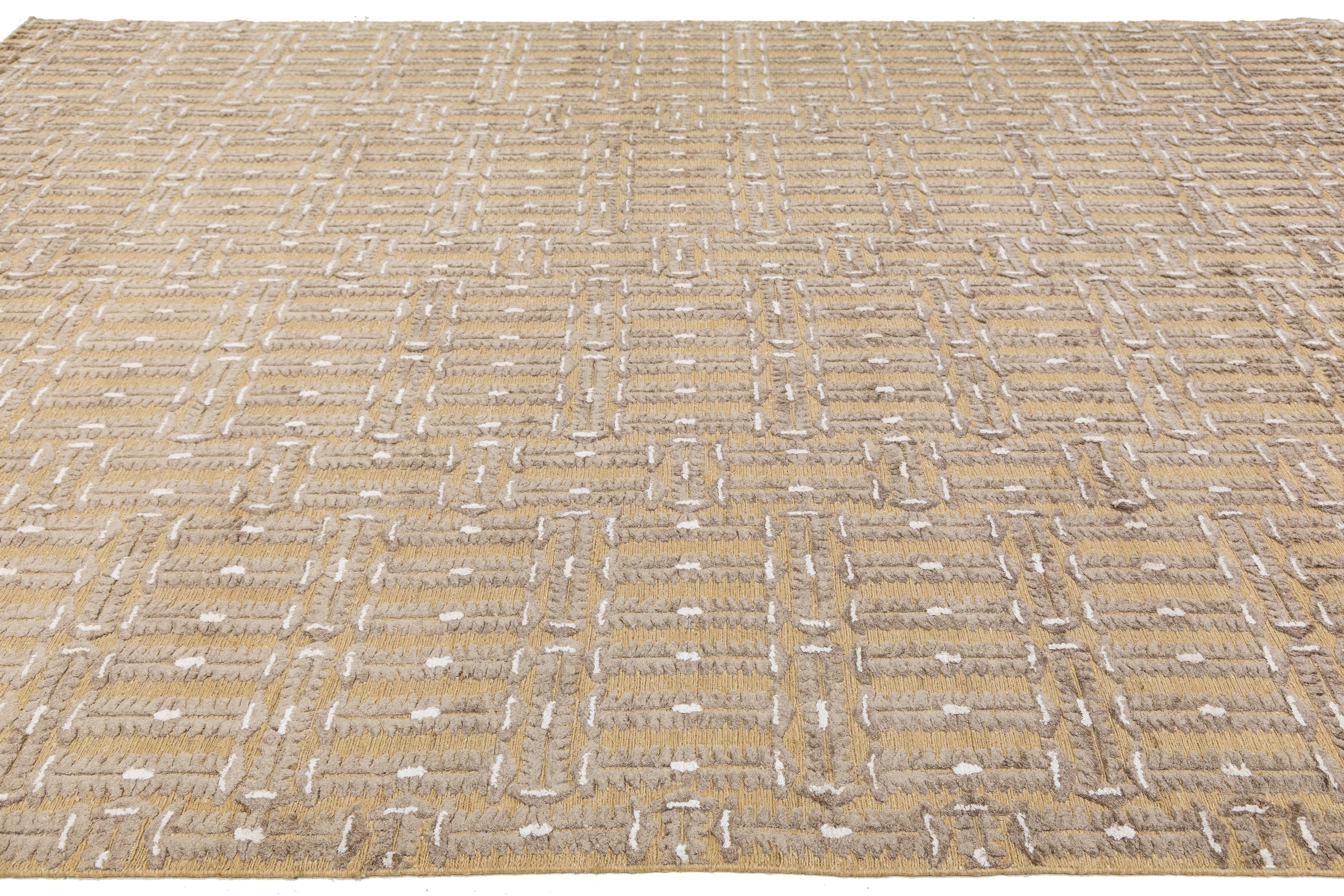 10 x 14 Contemporary Soumak Tan Wool And Jute Rug Handmade Geometric For Sale 1