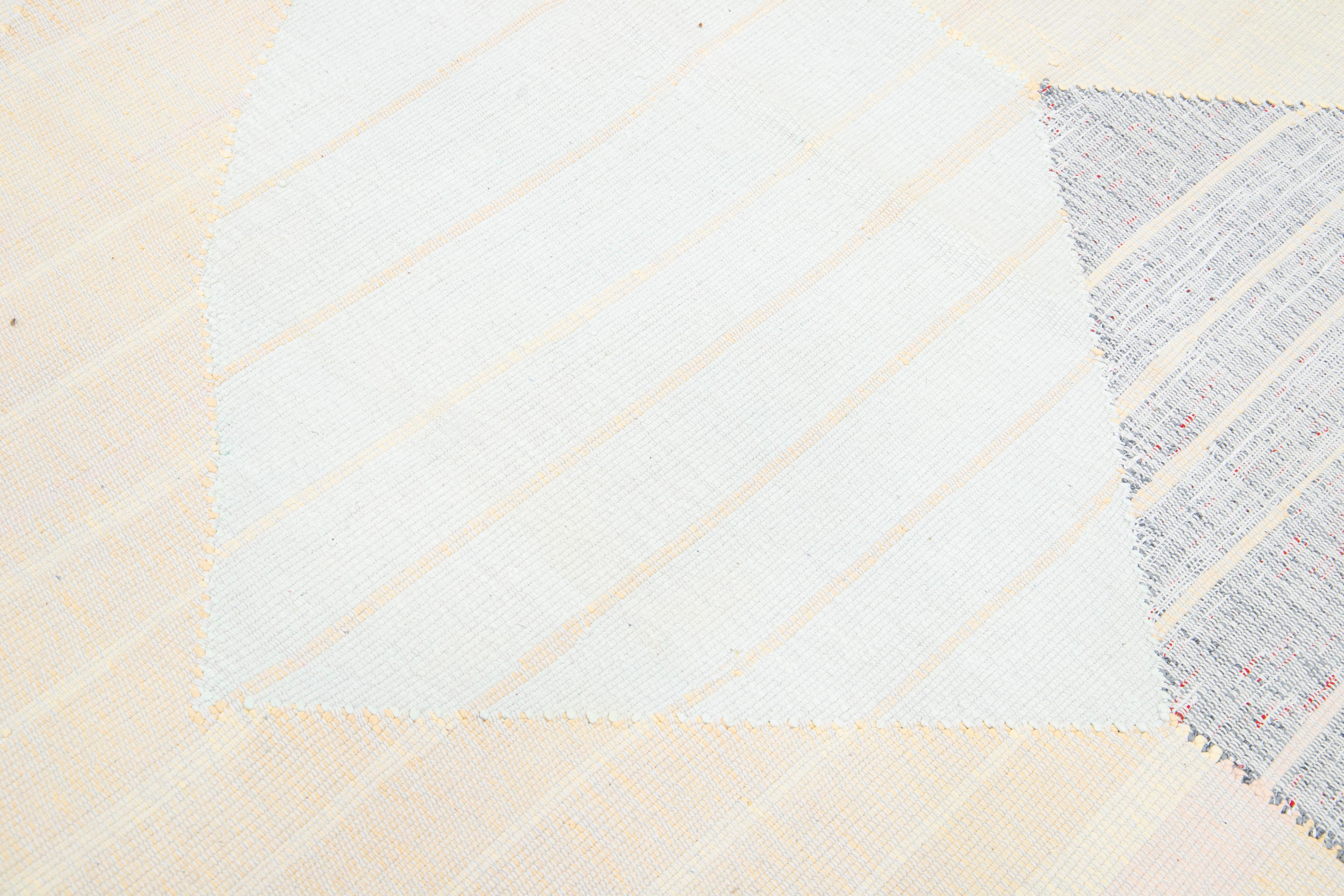 10 x 14 Moderner abstrakter Flachgewebe-Kelim-Teppich aus Wolle in gedeckter Farbe im Angebot 3