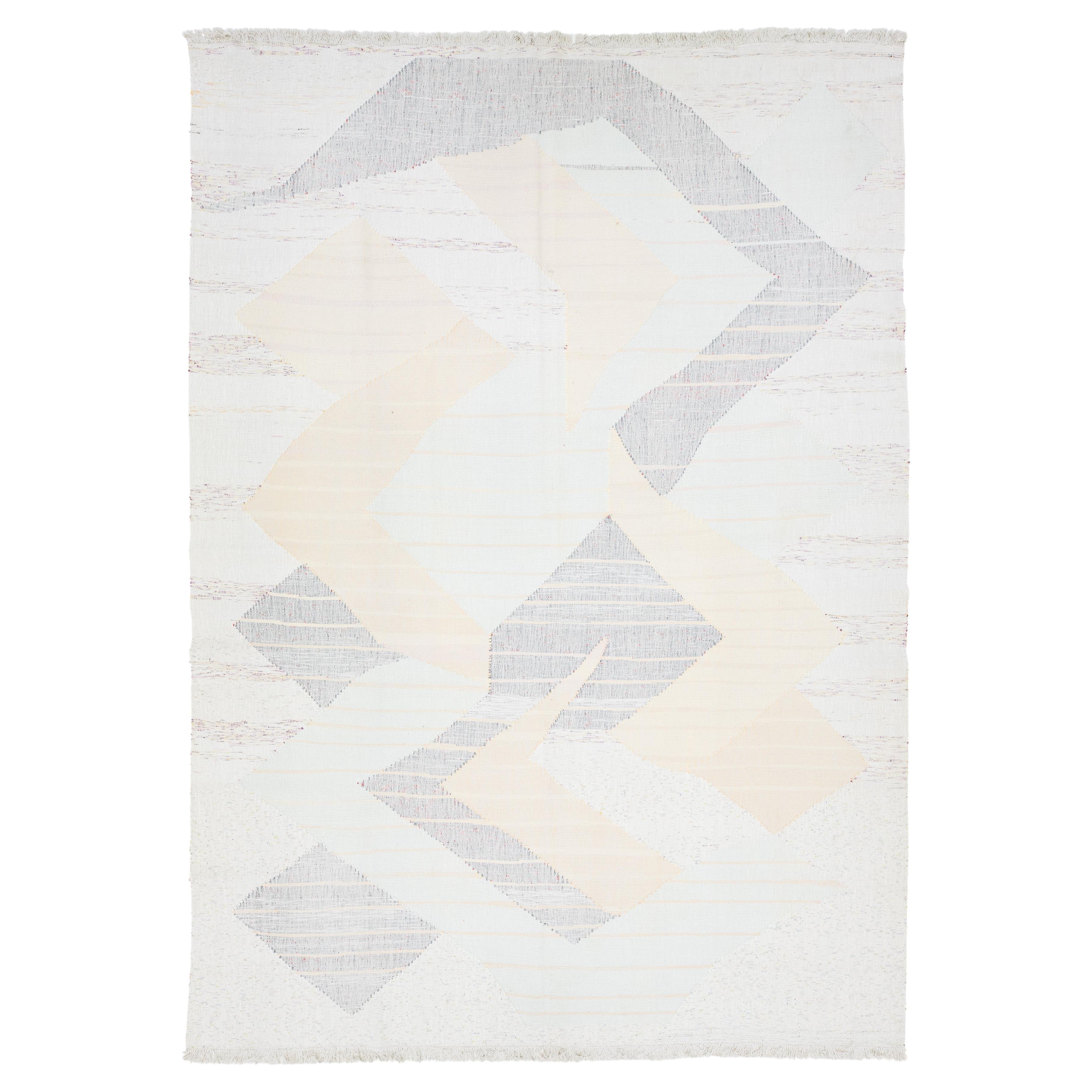 10 x 14 Moderner abstrakter Flachgewebe-Kelim-Teppich aus Wolle in gedeckter Farbe im Angebot