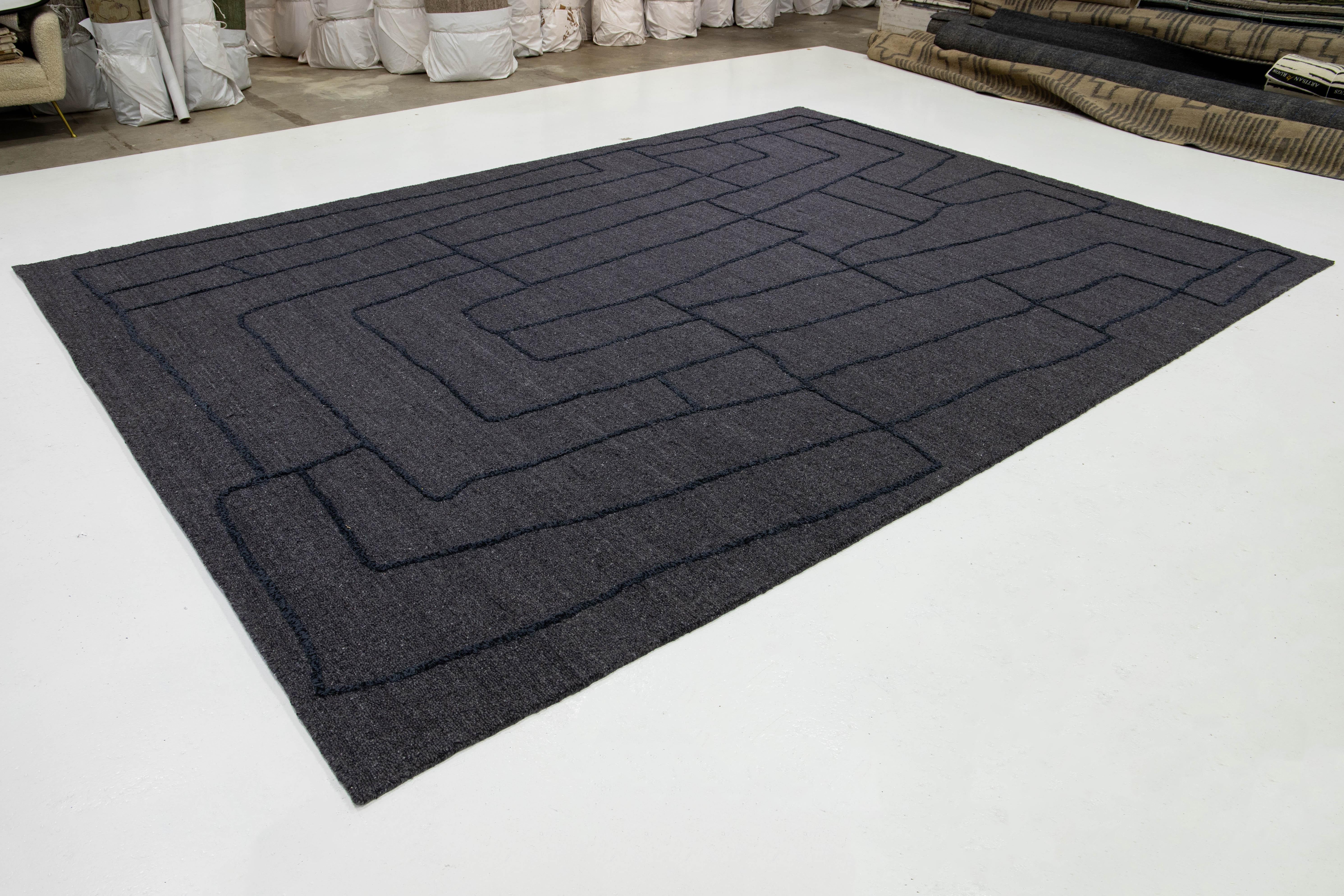 Hand-Crafted 10 x 14 Modern Hand Loom Wool Rug With Blue Abstract Design For Sale