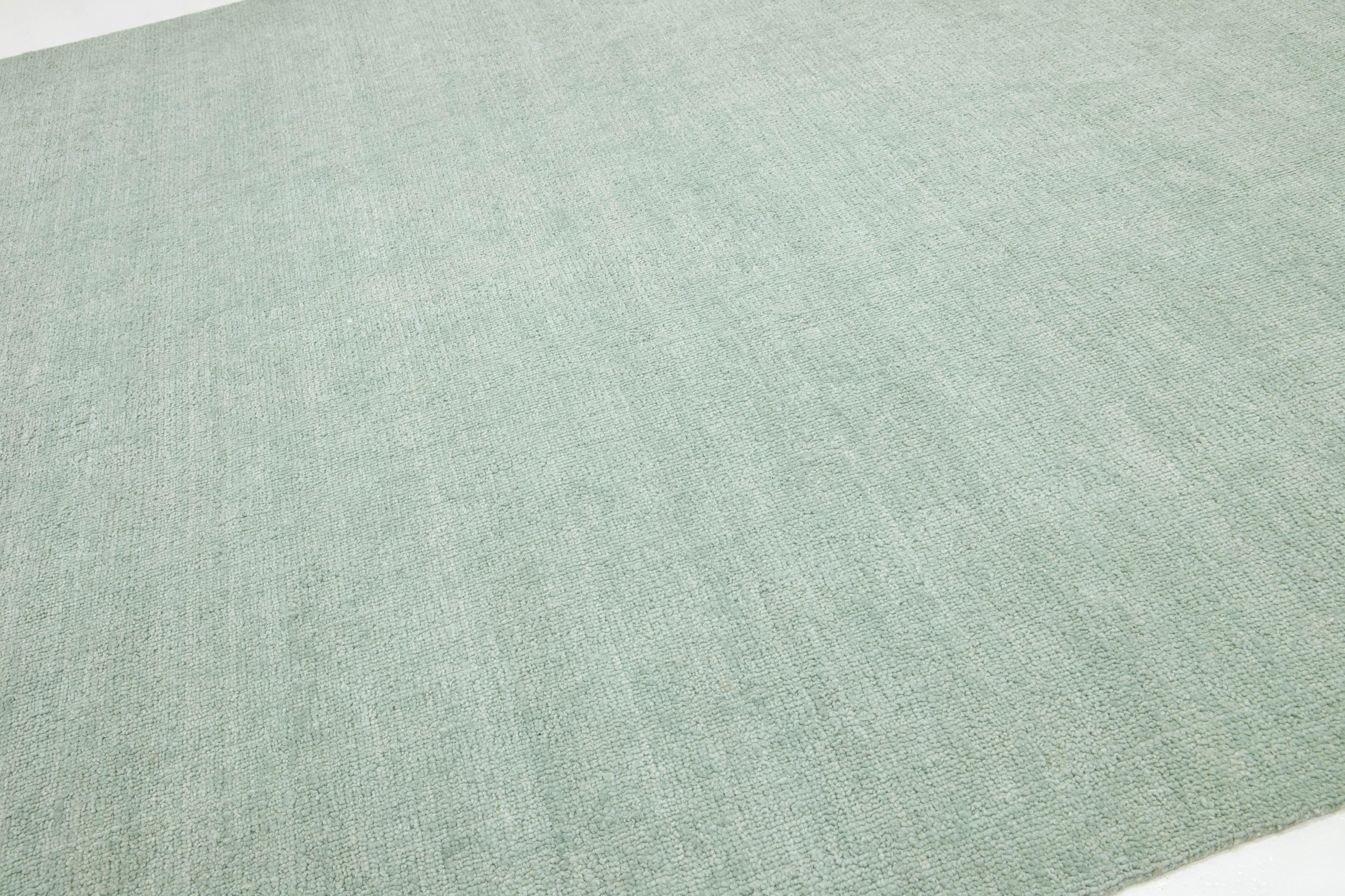 10 x 14 Alfombra moderna de lana de textura india hecha a mano en verde claro sólido Anudado a mano en venta