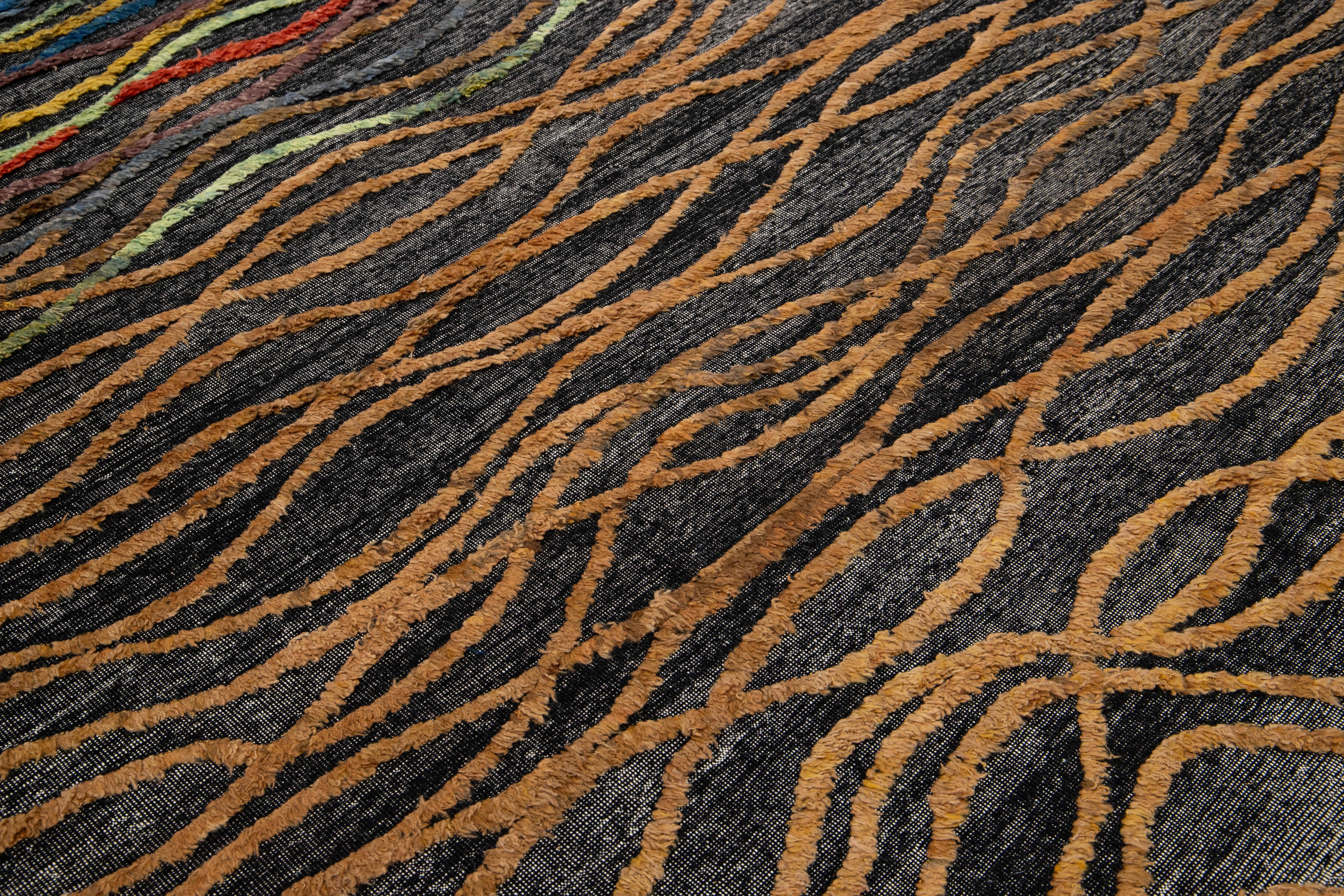 10 x 14 Alfombra moderna de lana estilo marroquí hecha a mano con diseño abstracto multicolor en venta 1