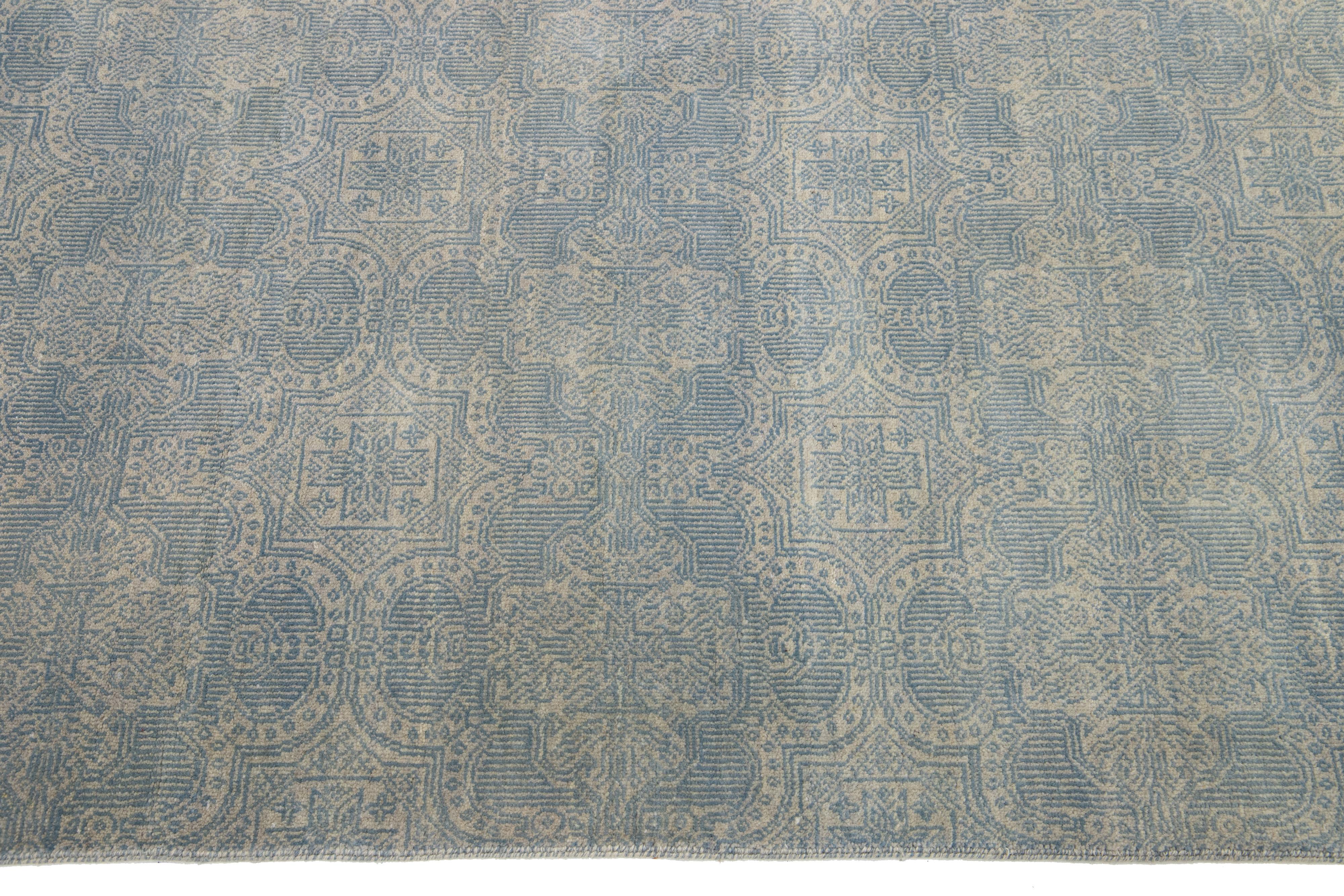 Alfombra Contemporánea De Lana De 10 x 15 Diseñado Allover Hecho A Mano En Gris Y Azul en venta 3