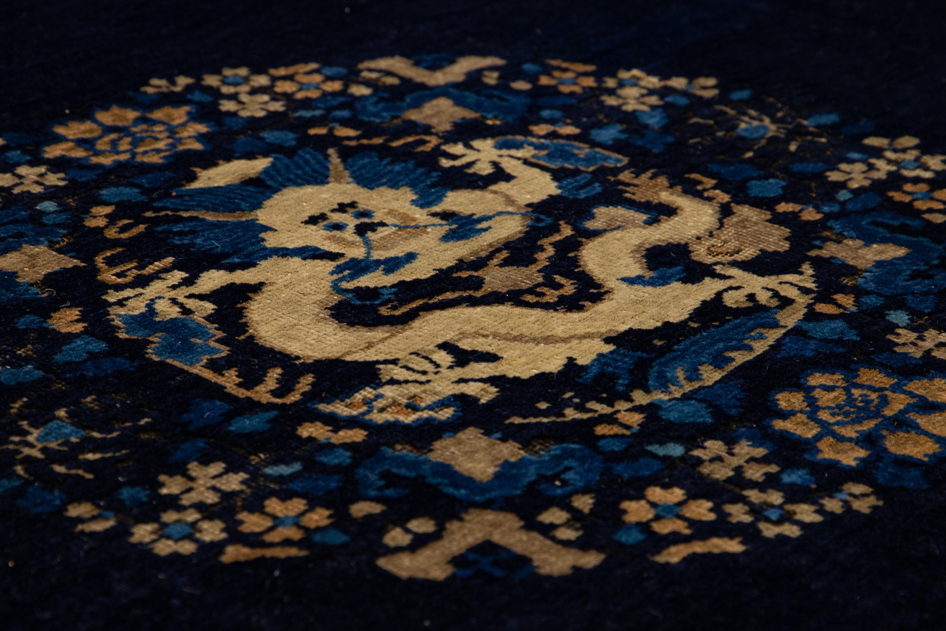 10 x 15 Alfombra china antigua hecha a mano de lana tradicional de Pekín en azul en venta 5