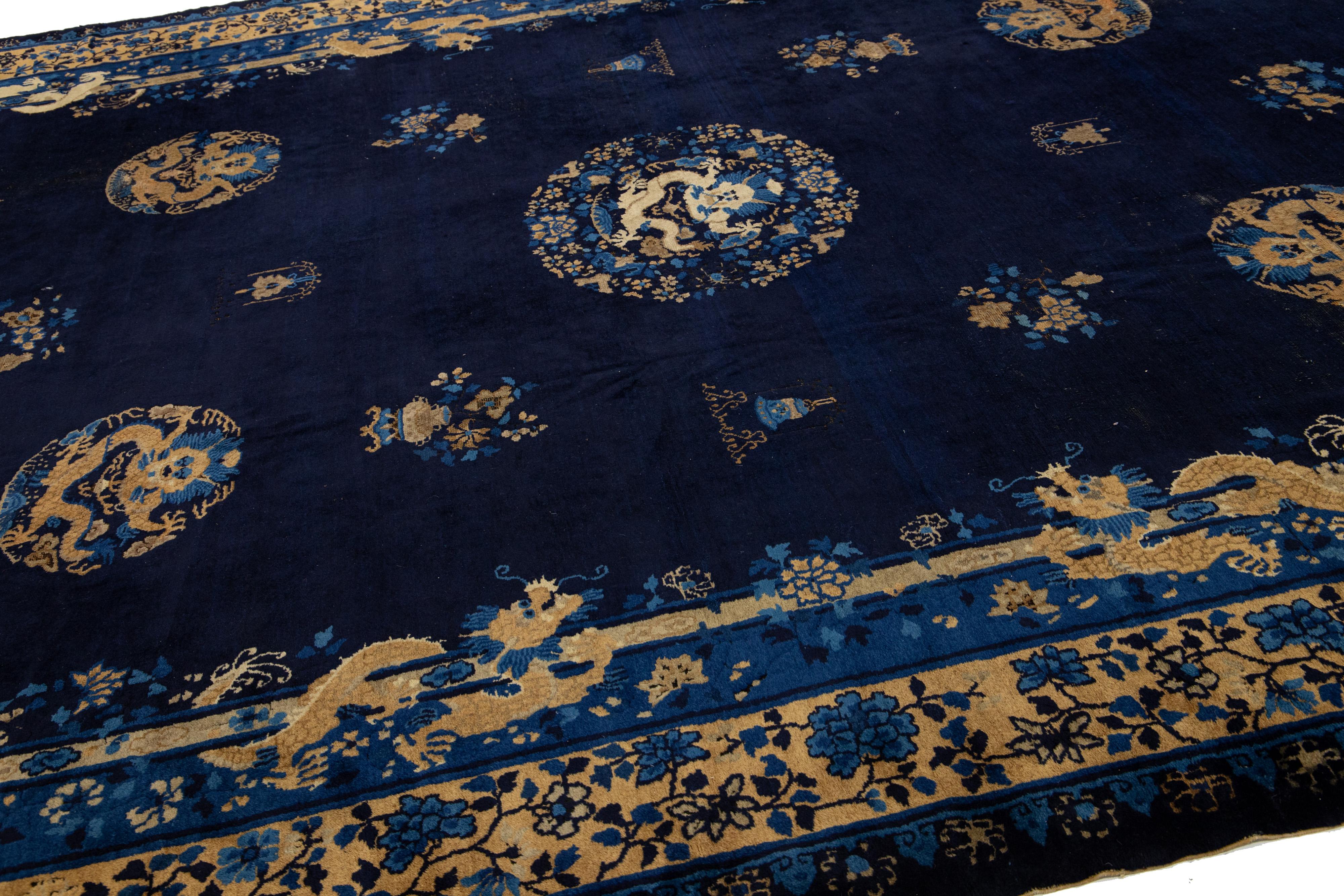 10 x 15 Alfombra china antigua hecha a mano de lana tradicional de Pekín en azul Anudado a mano en venta