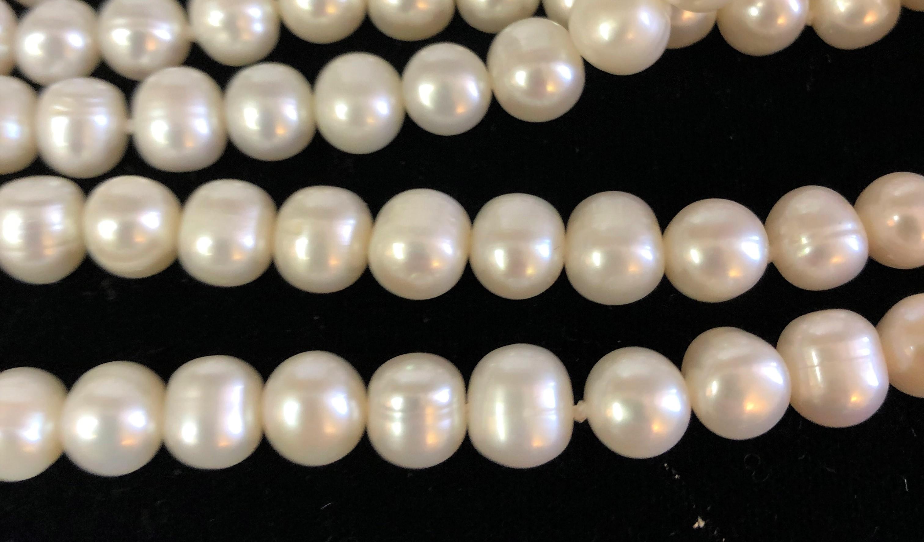 Cultured Pearl Necklace In Excellent Condition In Cincinnati, OH