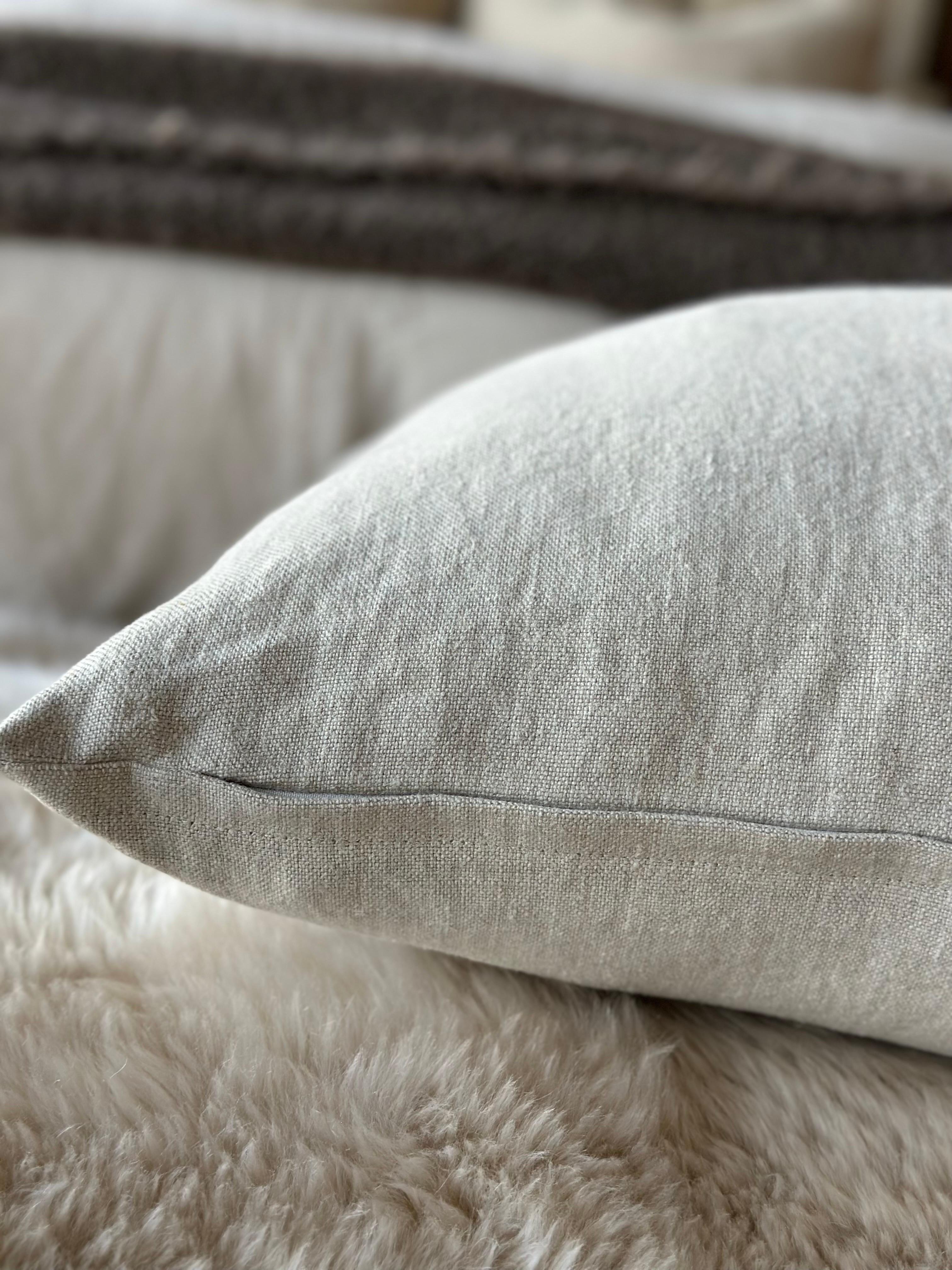 100% Belgian Linen Pillow Cover with Hidden Zipper For Sale 5