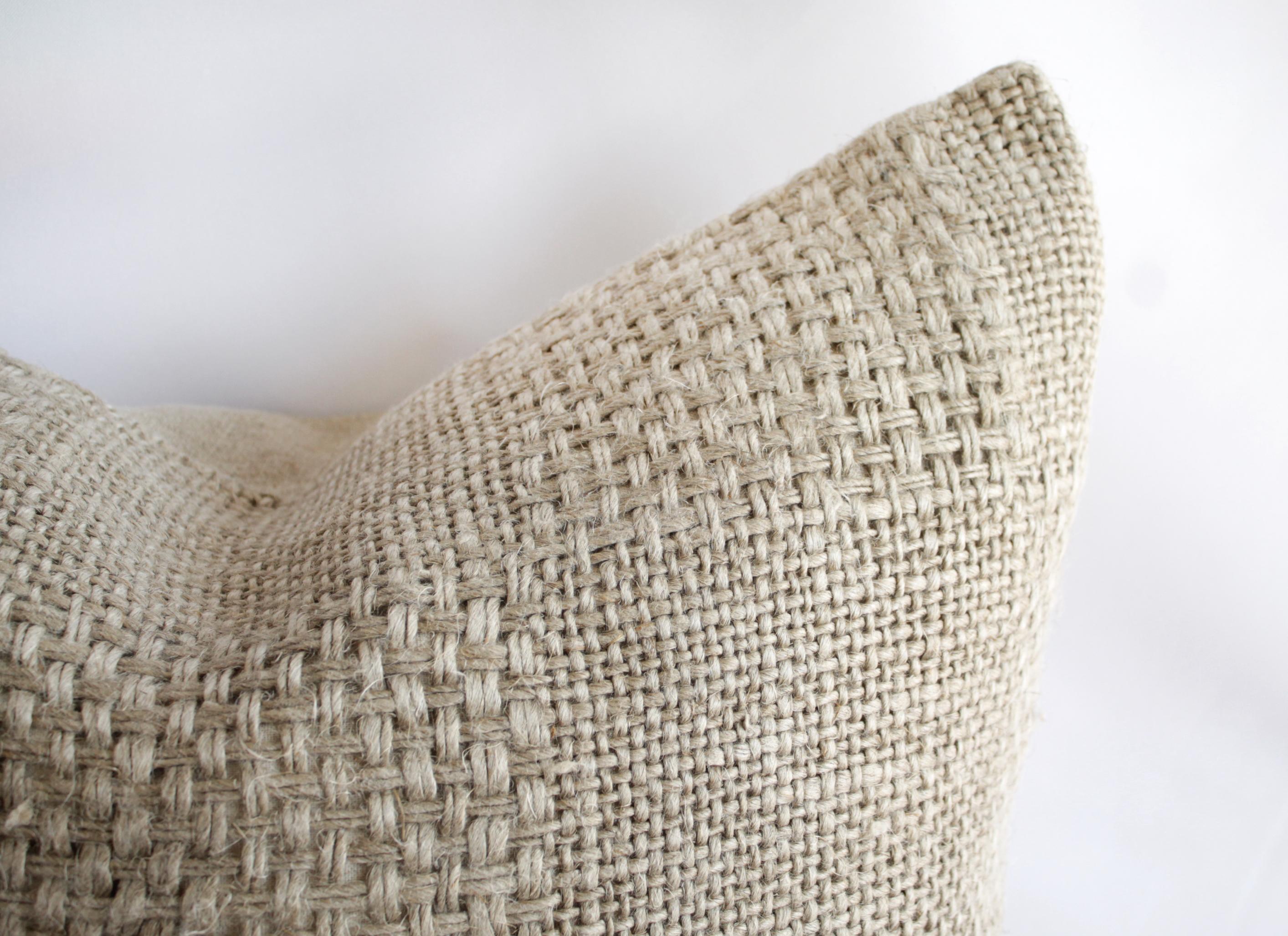 100% Belgian Natural Linen Decorative Accent Pillow In New Condition In Brea, CA