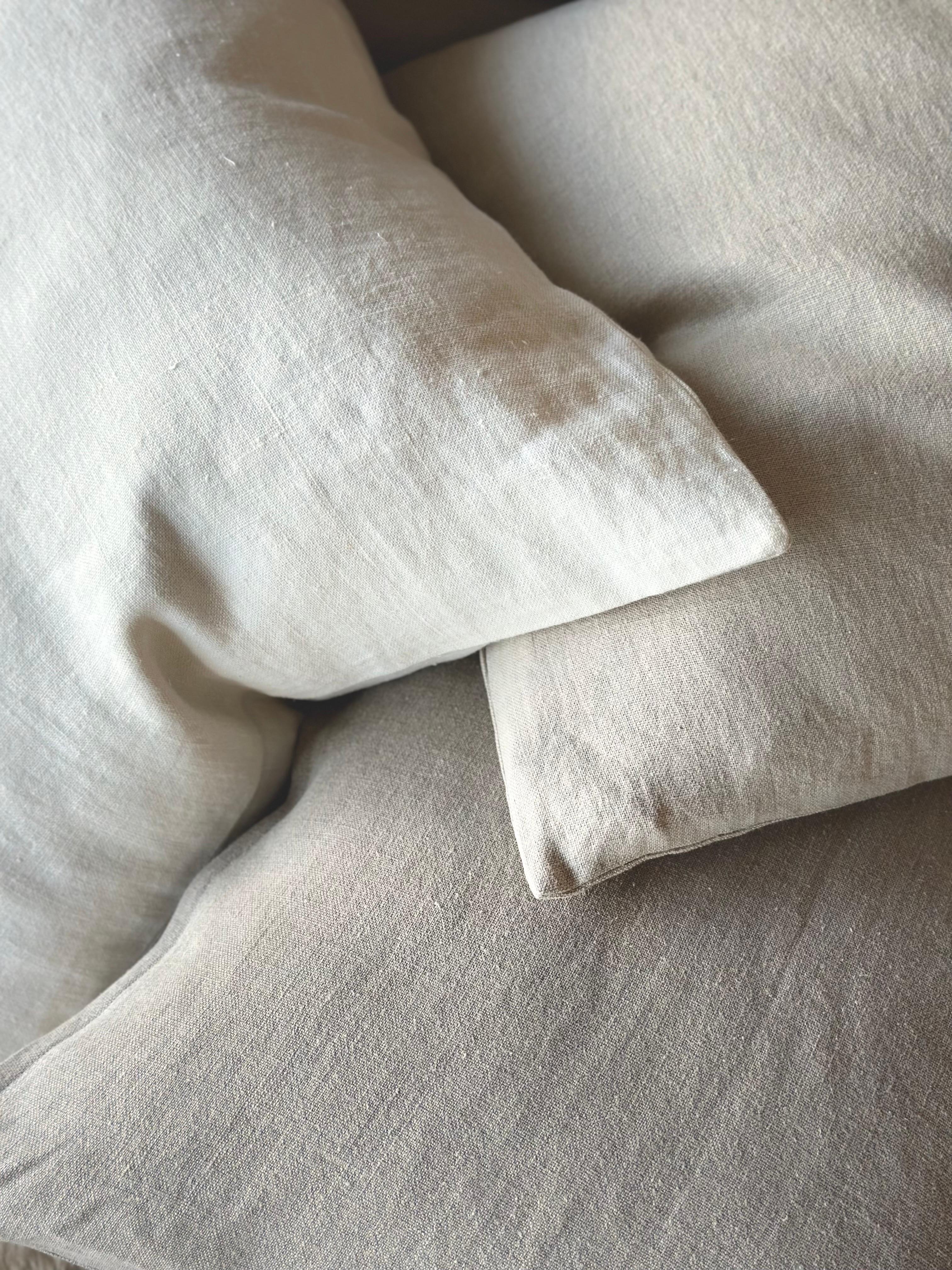 100% Belgium Linen Oyster White Pillow with Down Feather Insert For Sale 3