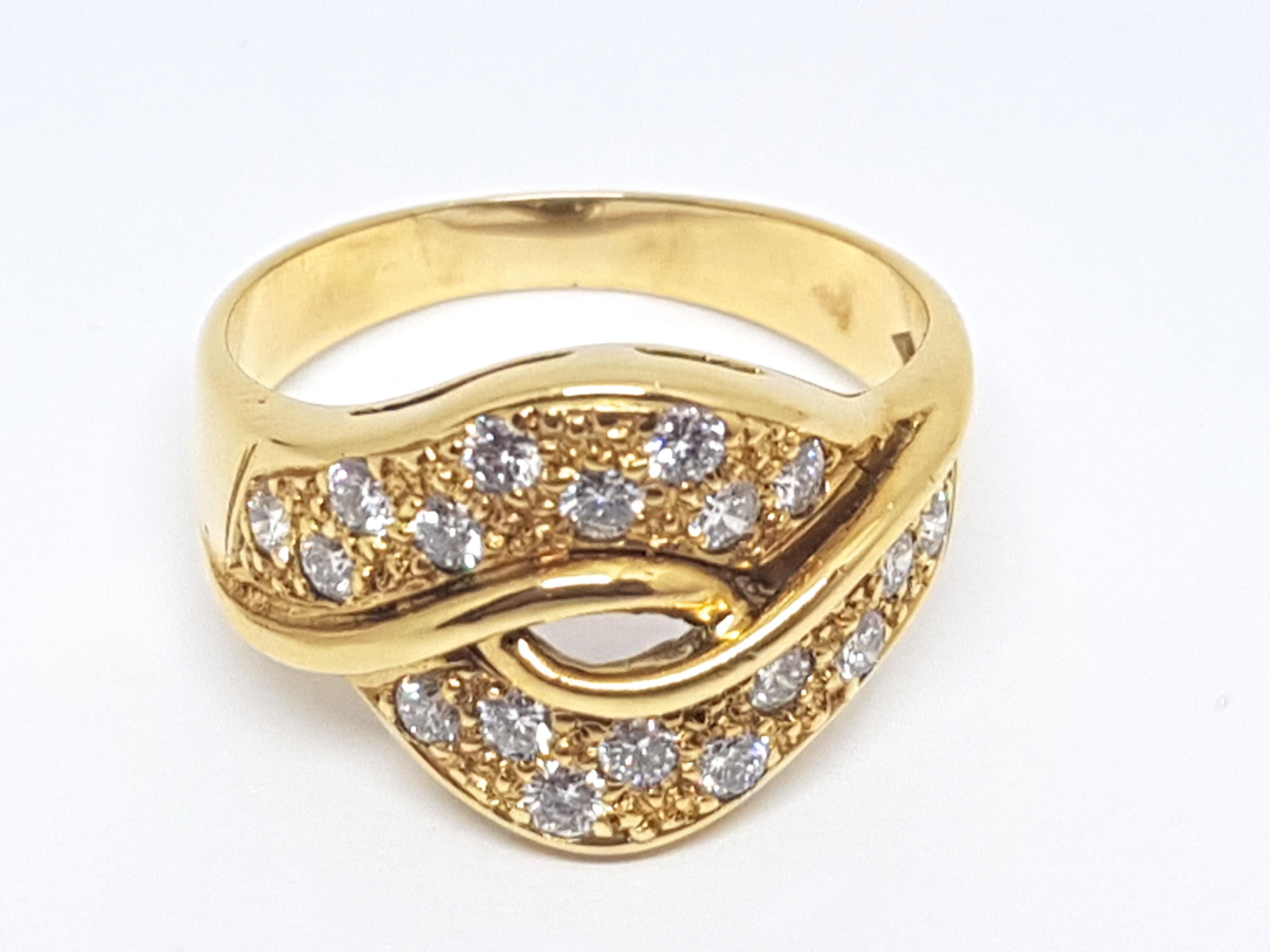Women's 1.00 Carat 18 Karat Yellow Gold Diamond Ring For Sale