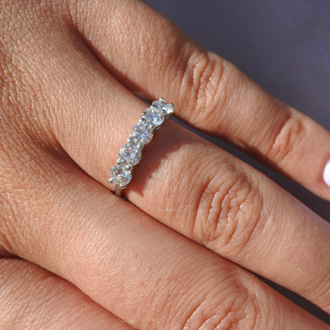 For Sale:  1.00 Carat 5 Stone Diamond Wedding Ring in 14k White Gold, Shlomit Rogel 9