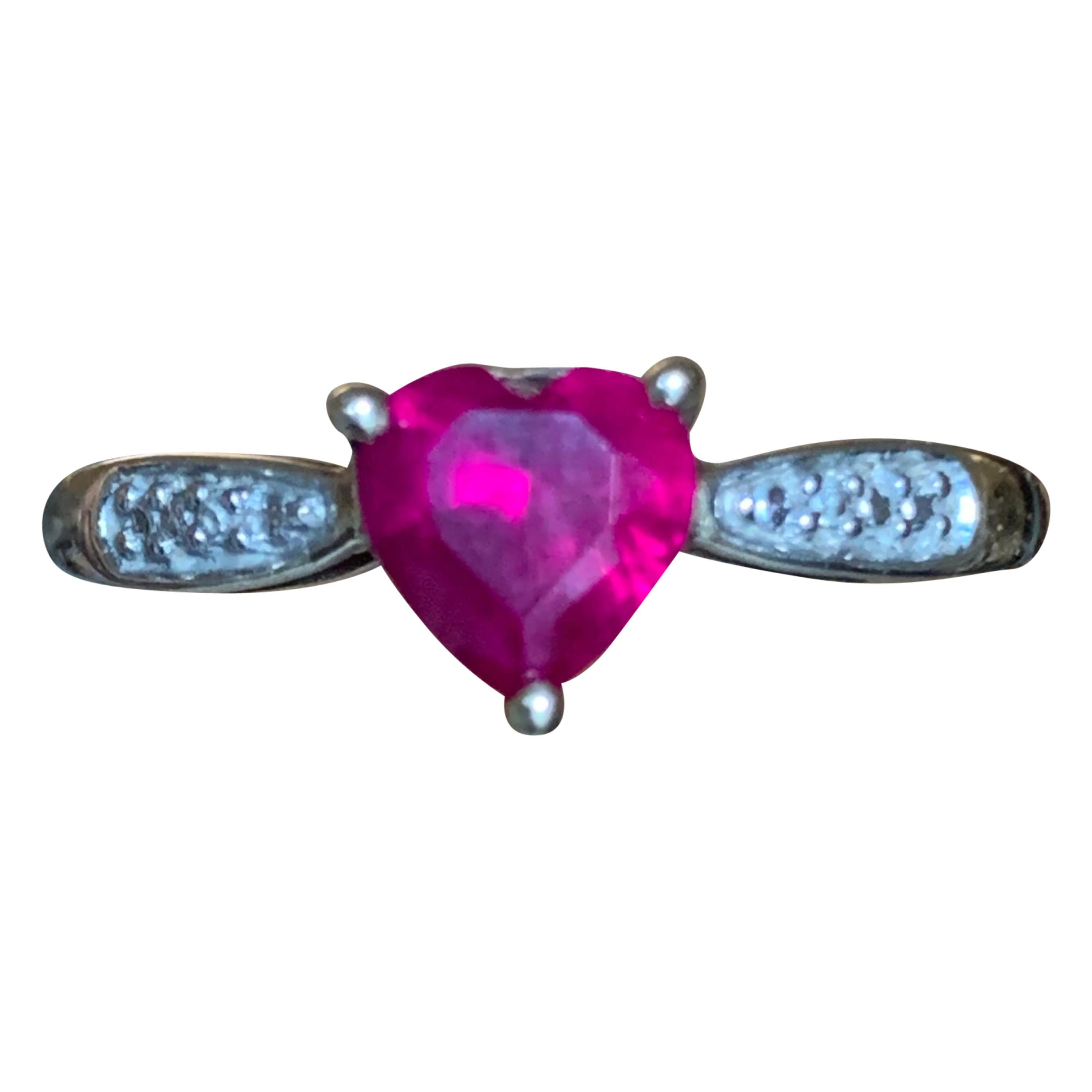 1.00 Carat Approximate Ruby Heart Shape Ring For Sale