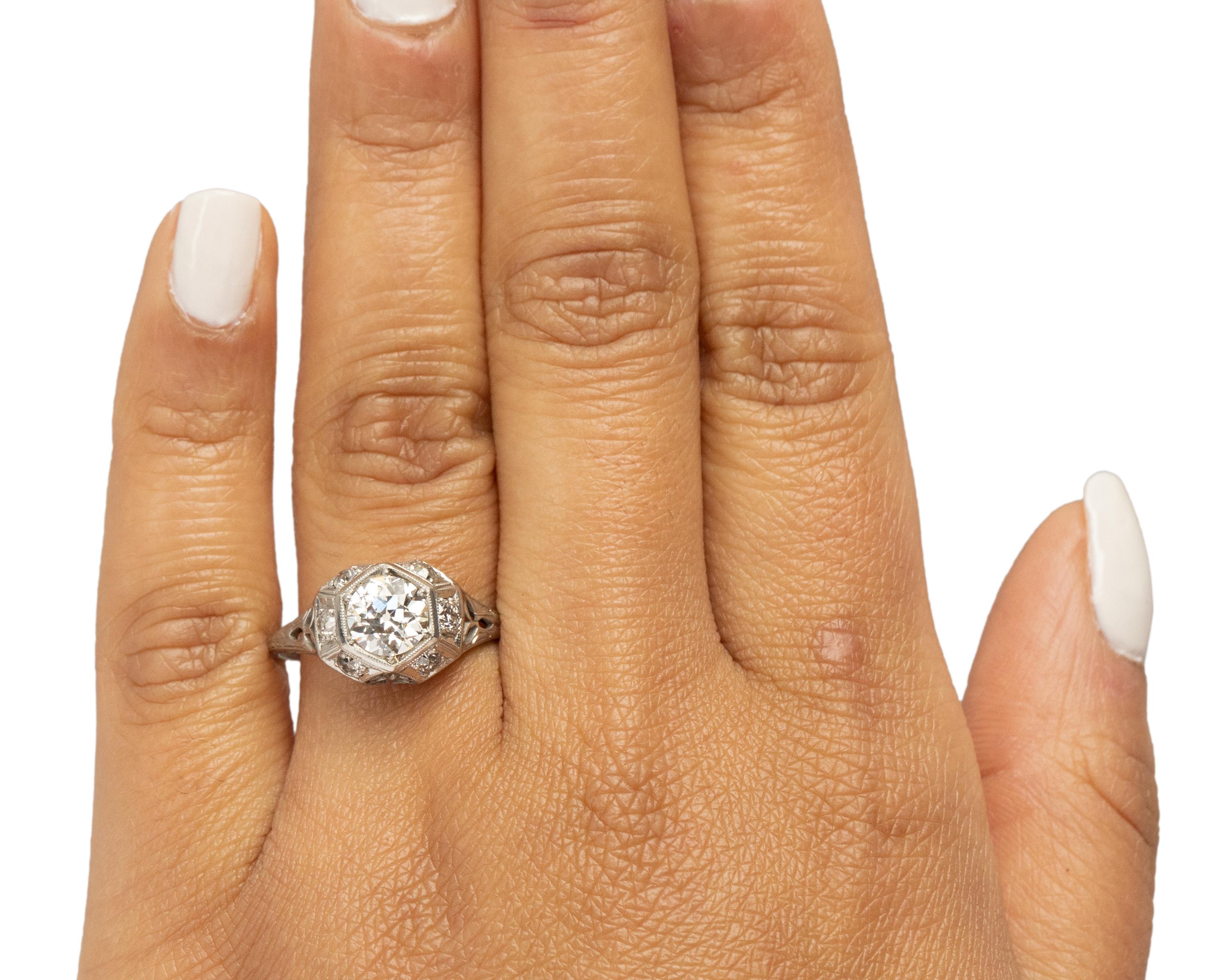 Women's 1.00 Carat Art Deco Diamond Platinum Engagement Ring For Sale