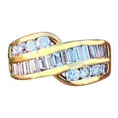 1.00 Carat Baguette Diamond Band Ring 18 Karat Yellow Gold