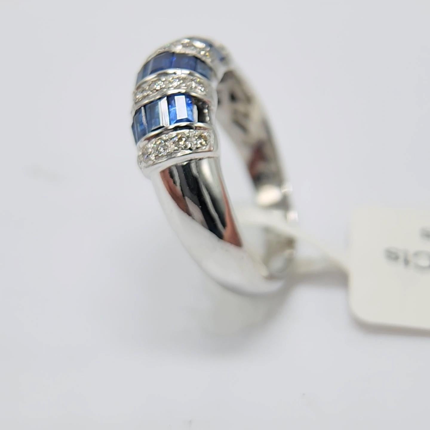 1.00 Carat Blue sapphire Baguette Ring 14 Karat White Gold with Diamonds. 5