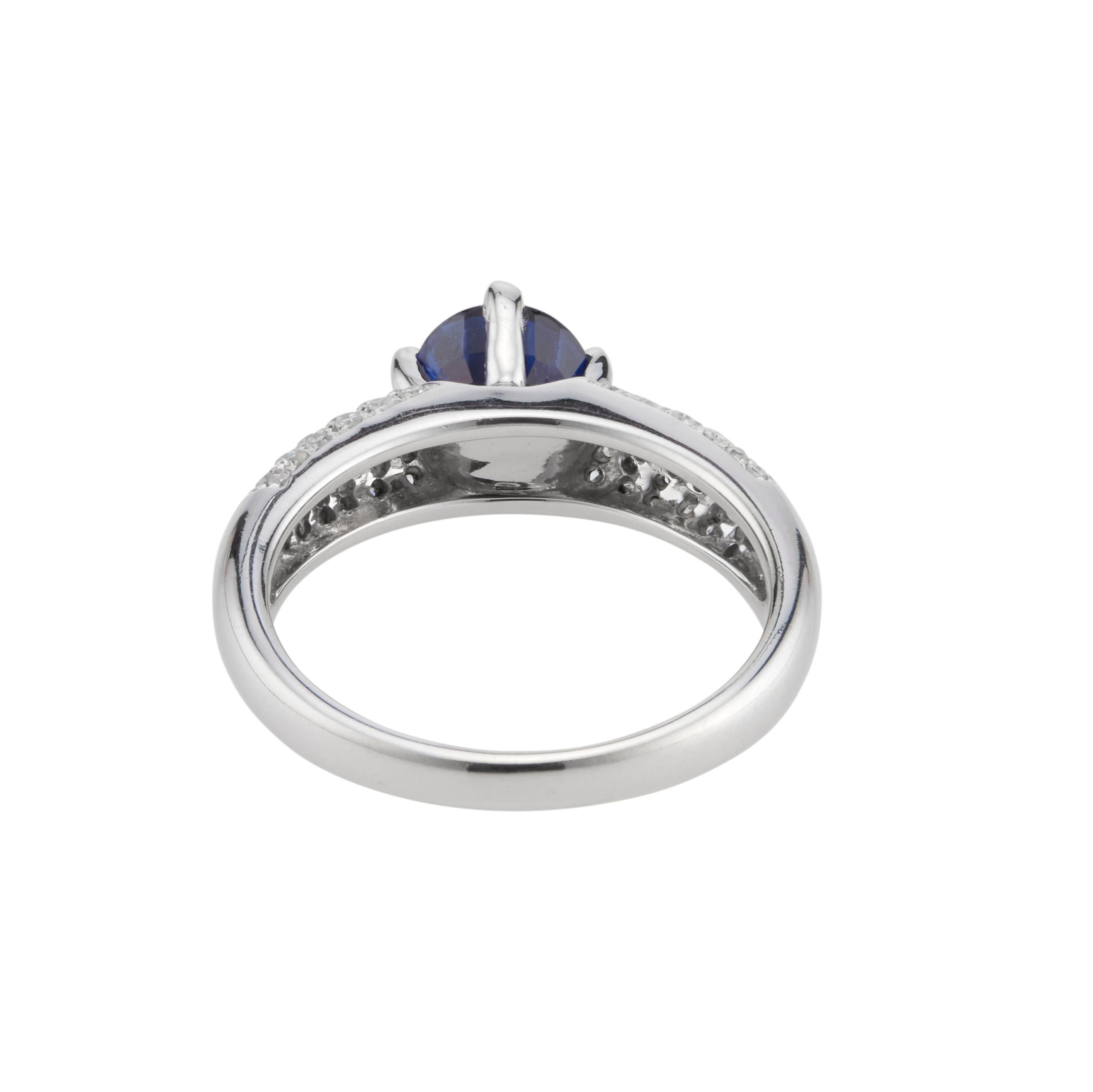 Women's 1.00 Carat Blue Sapphire Diamond White Gold Engagement Ring For Sale