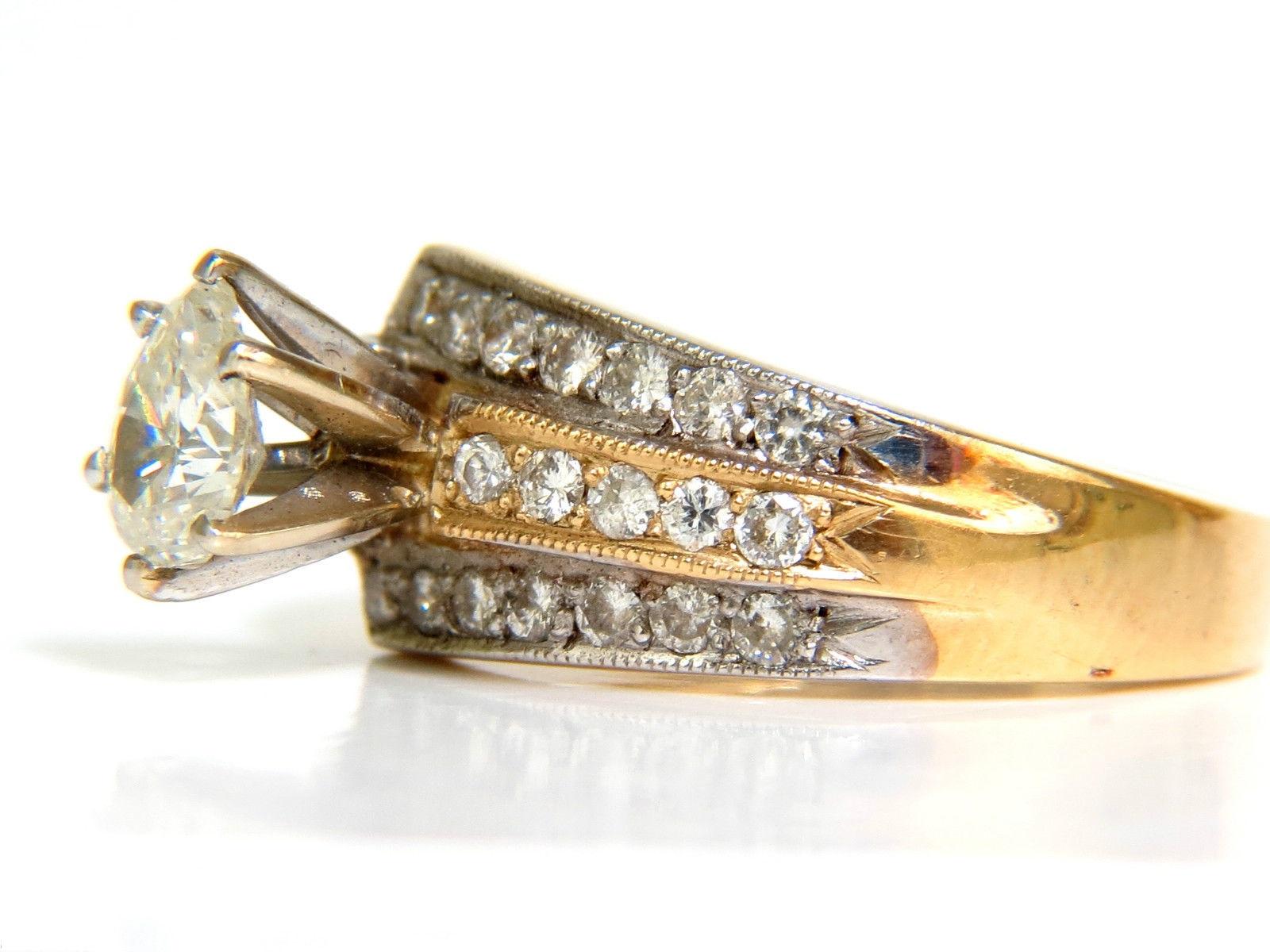Bague croisée déco en or 14 carats avec diamants brillants en forme de poire de 1,00 carat en vente 1