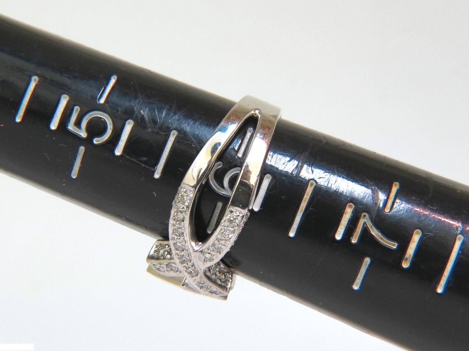 1,00 Karat Classic Princesse Cluster und Rundungen Crossover Ring Split Shank im Angebot 2