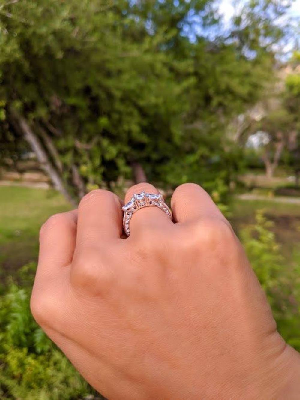 For Sale:  1.00 Carat Diamond Engagement Ring 3